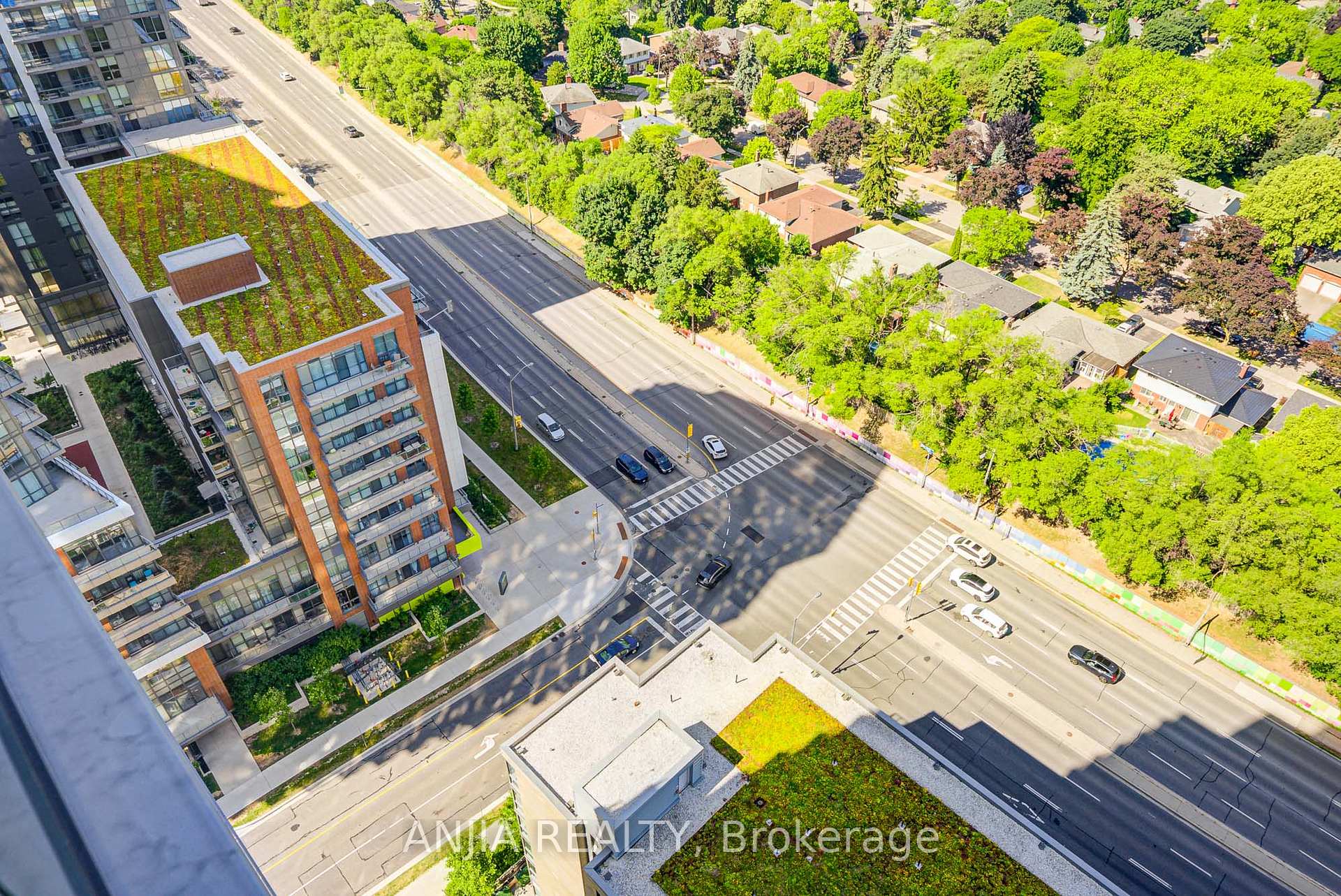 2 Bedrooms Condo at 50 Forest Manor, Toronto For sale