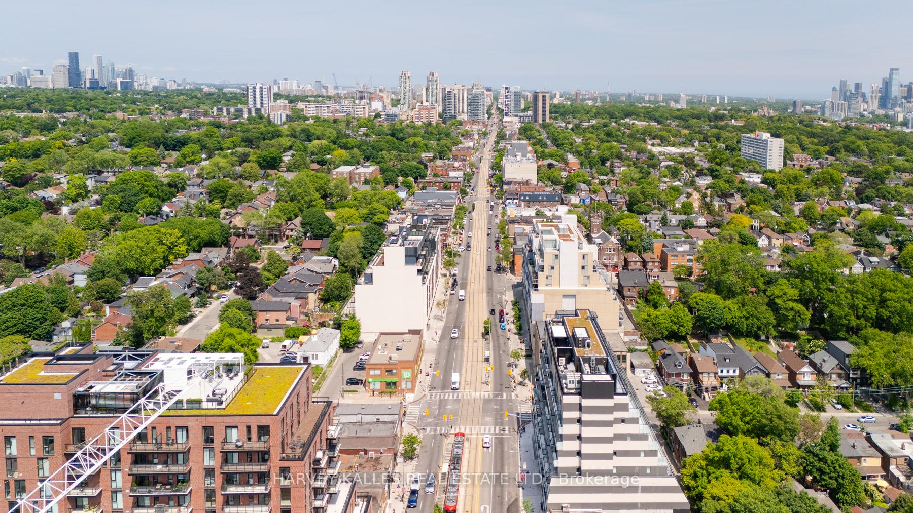 840 St Clair Avenue W 708