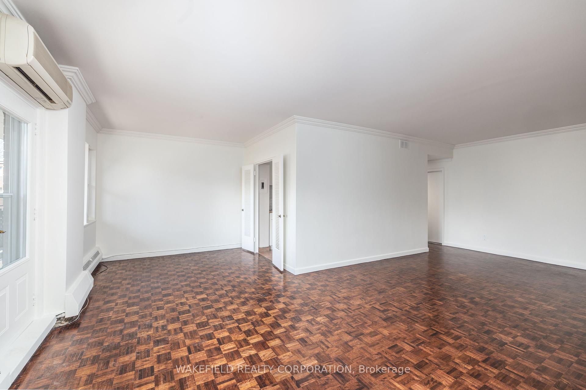 2 Bedrooms Co-op at 21 Dale,  Toronto For sale