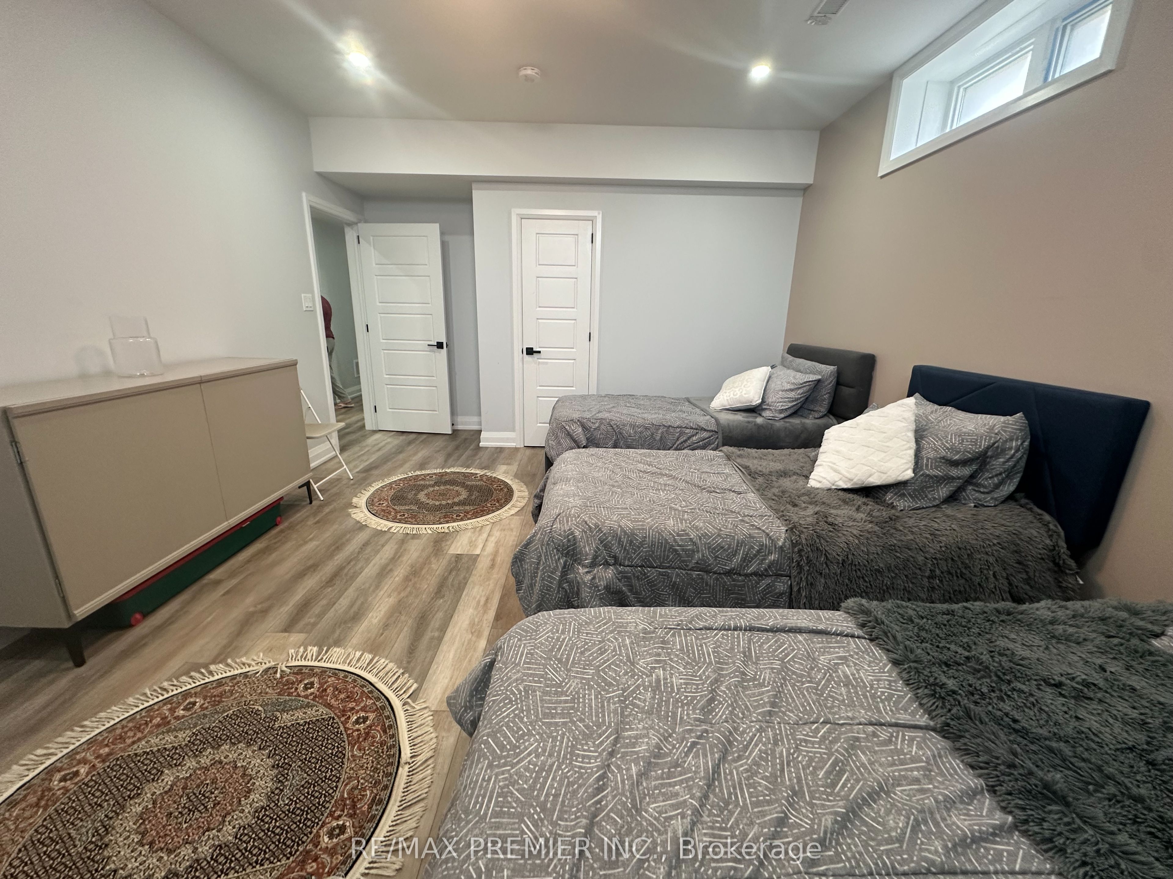 26 Elinor Avenue, #Basement
