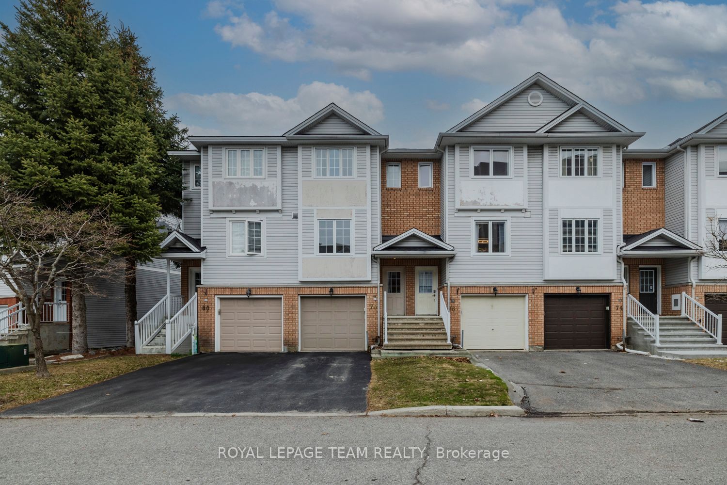 78 Manhattan Crescent, CarlingtonCentralPark, ON K2C 4B8