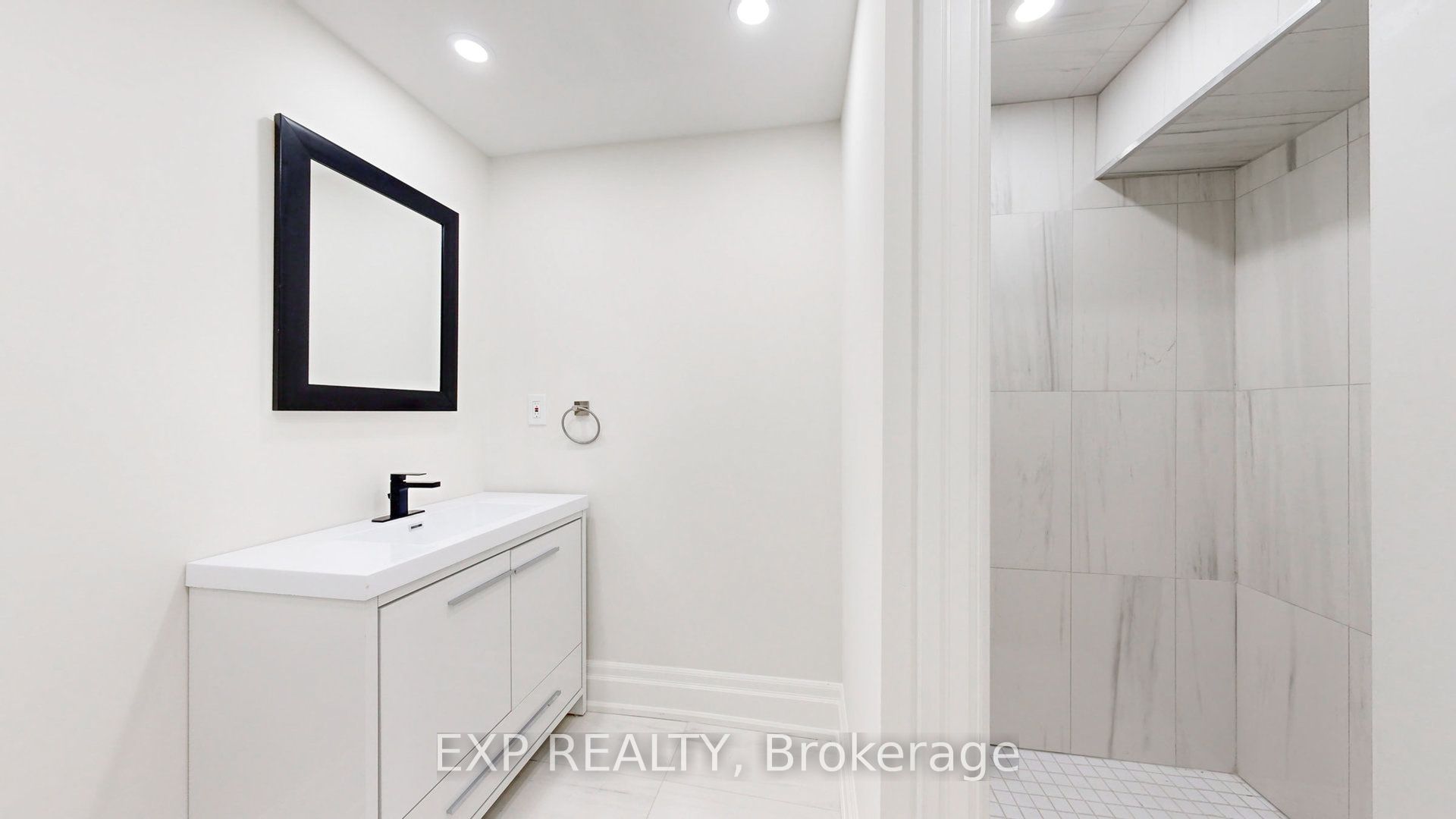 2315 Bromsgrove Road, #90