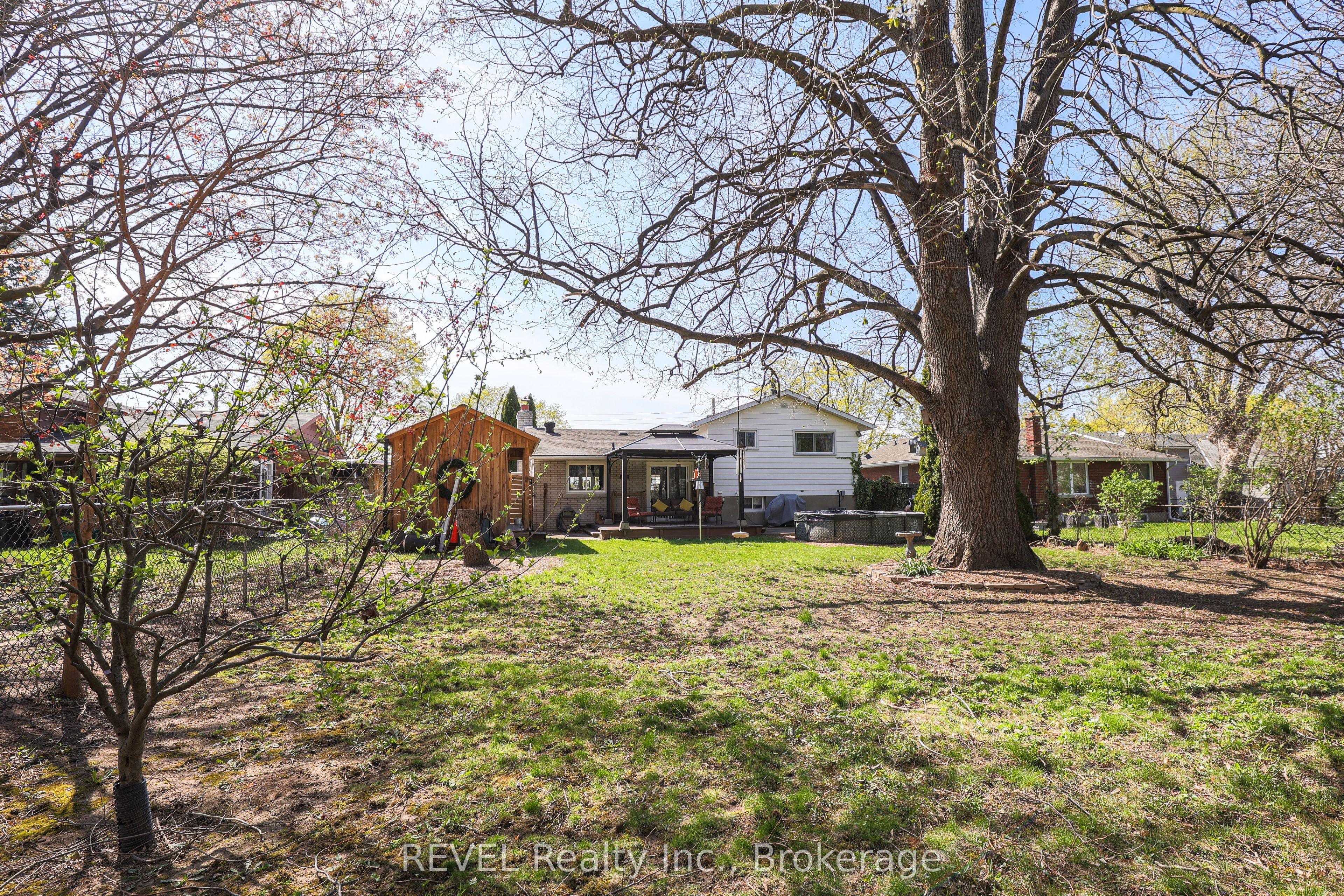 21 Foxglove Avenue