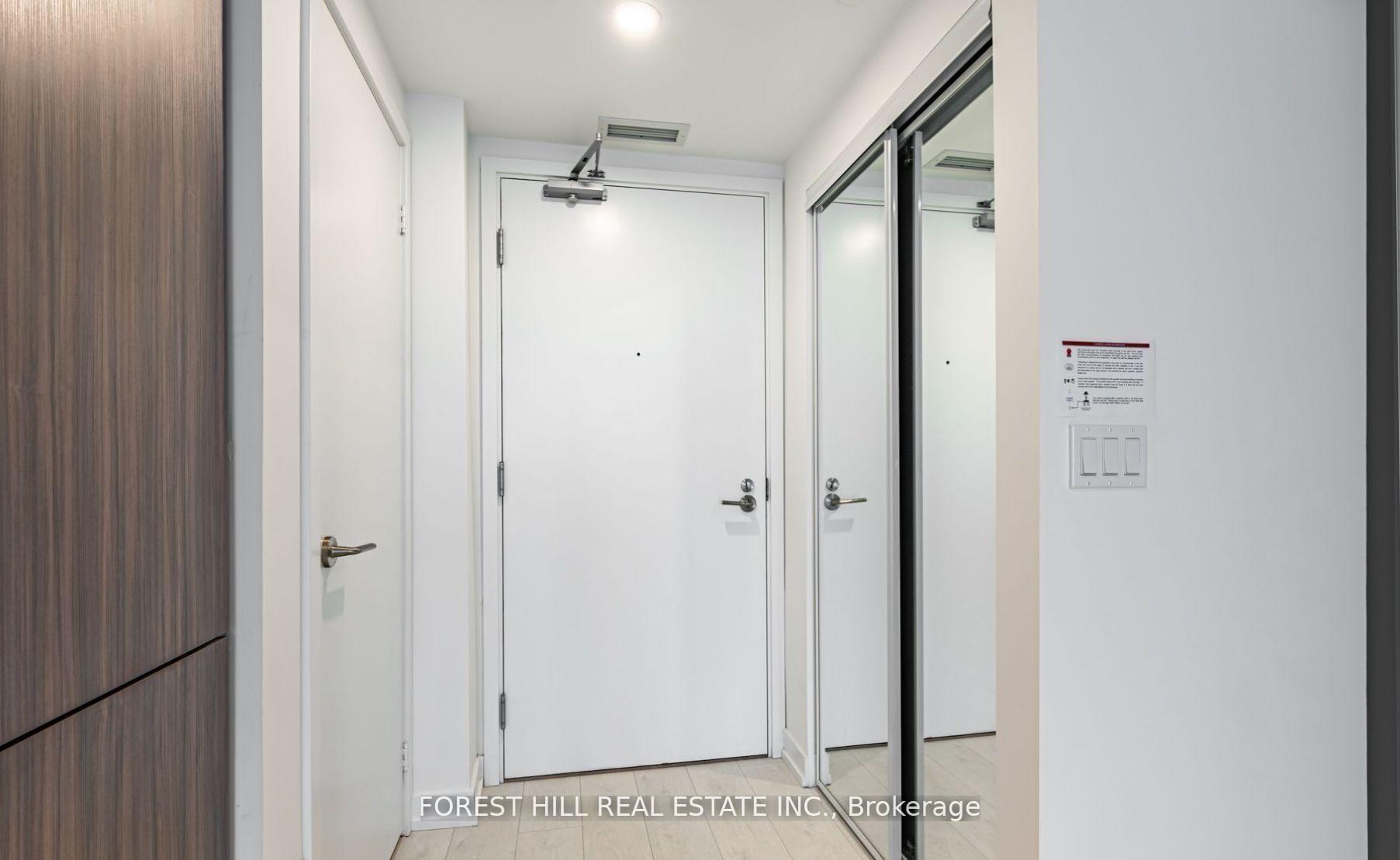 2 Bedrooms Condo at 19 Western Battery, Toronto For sale