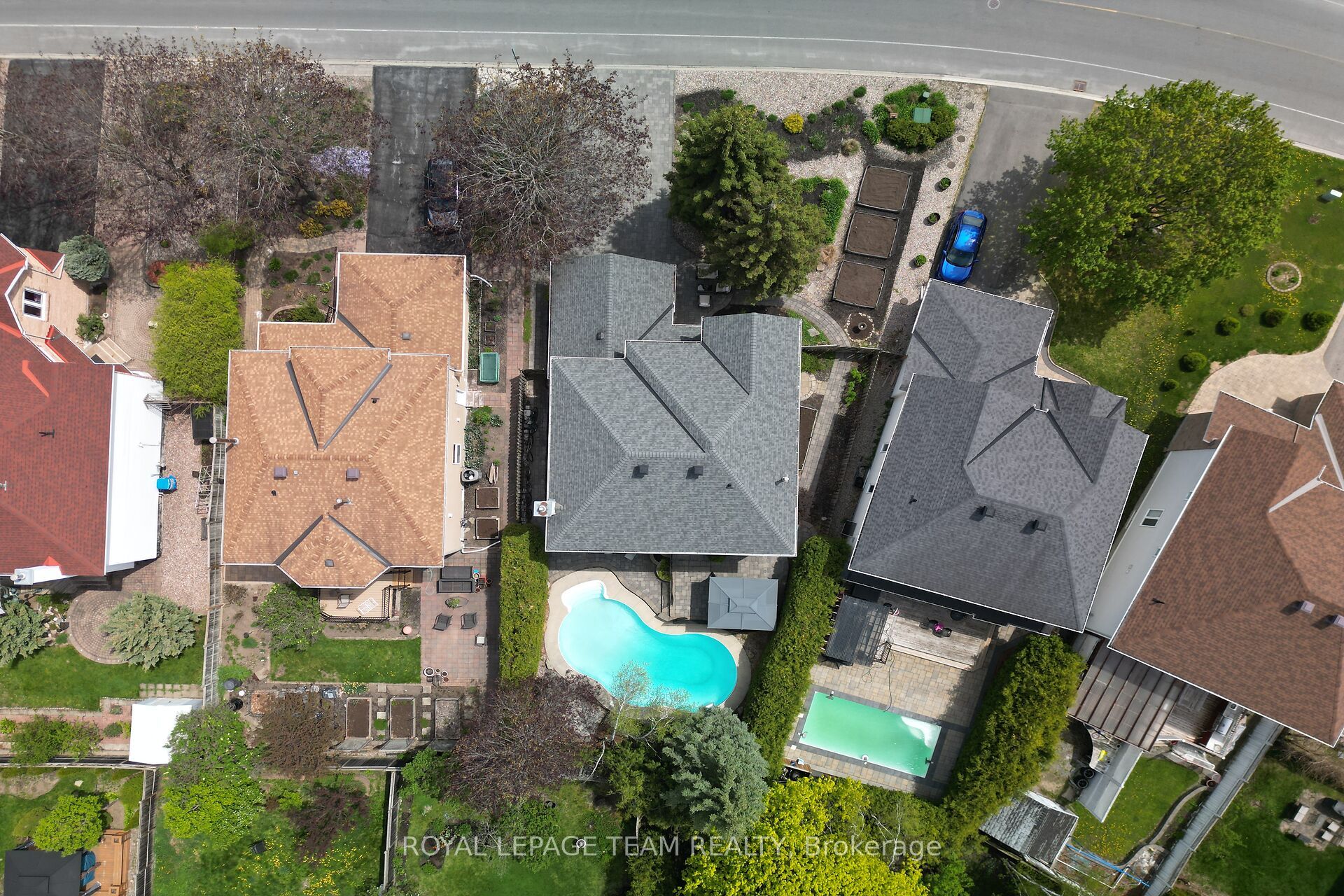 14 Morgan's Grant Way, Kanata, ON K2K 2G5