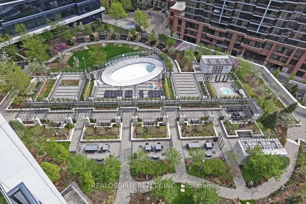 1 Bedroom Condo at 2 Anndale,  Toronto For sale