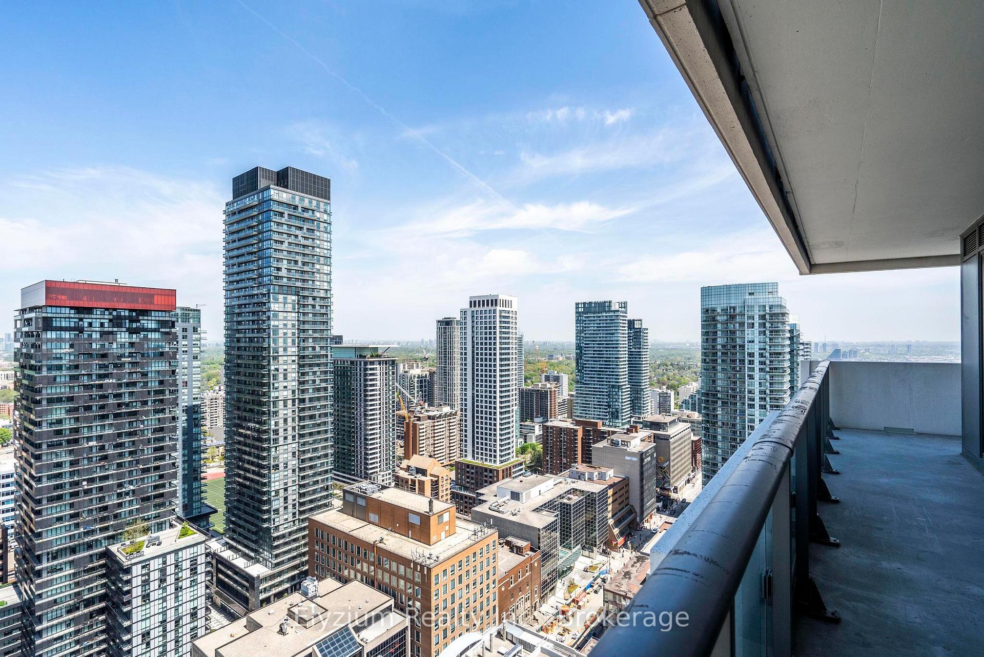 2 Bedrooms Condo at 2221 Yonge, Toronto For sale