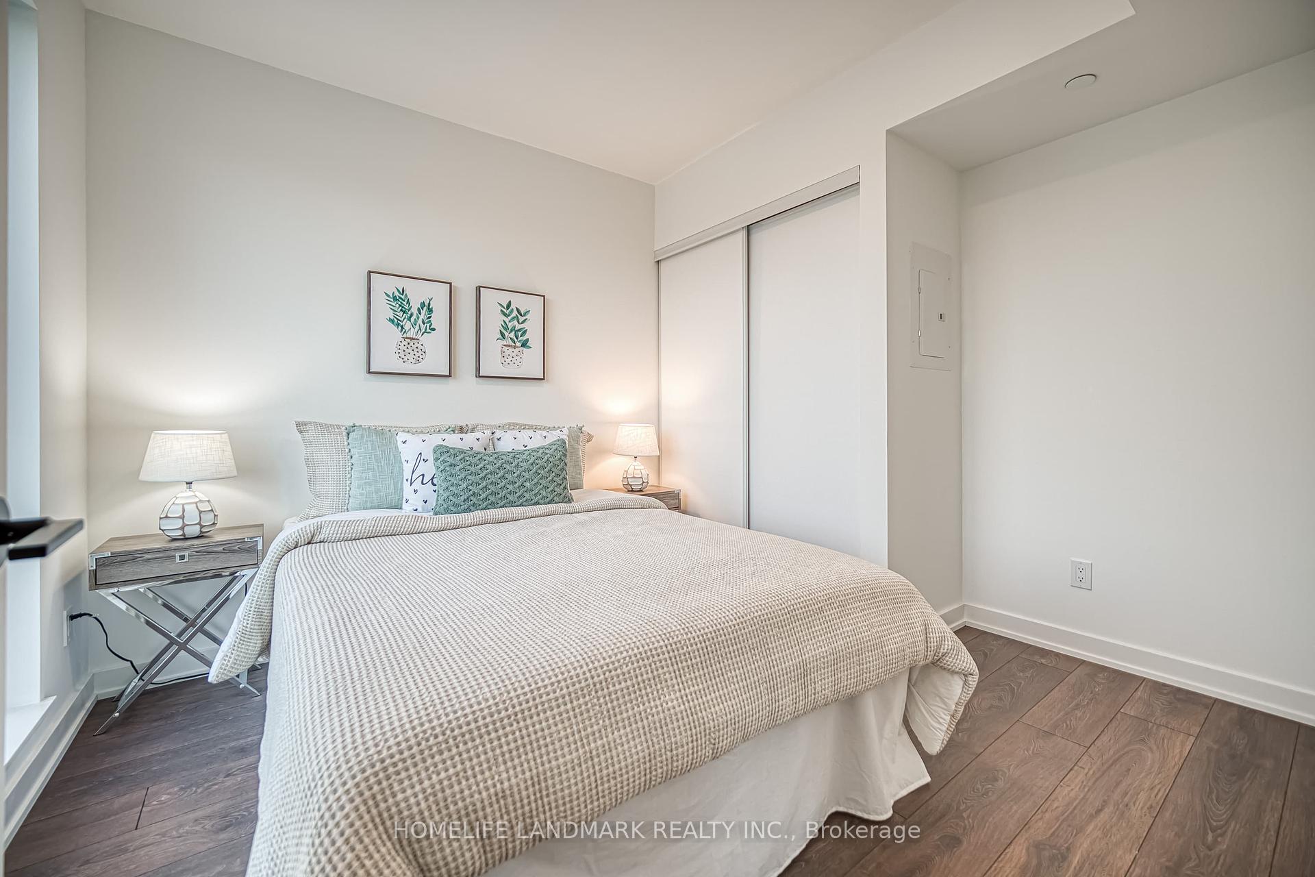 2 Bedrooms Condo at 1200 Dundas, Toronto For sale