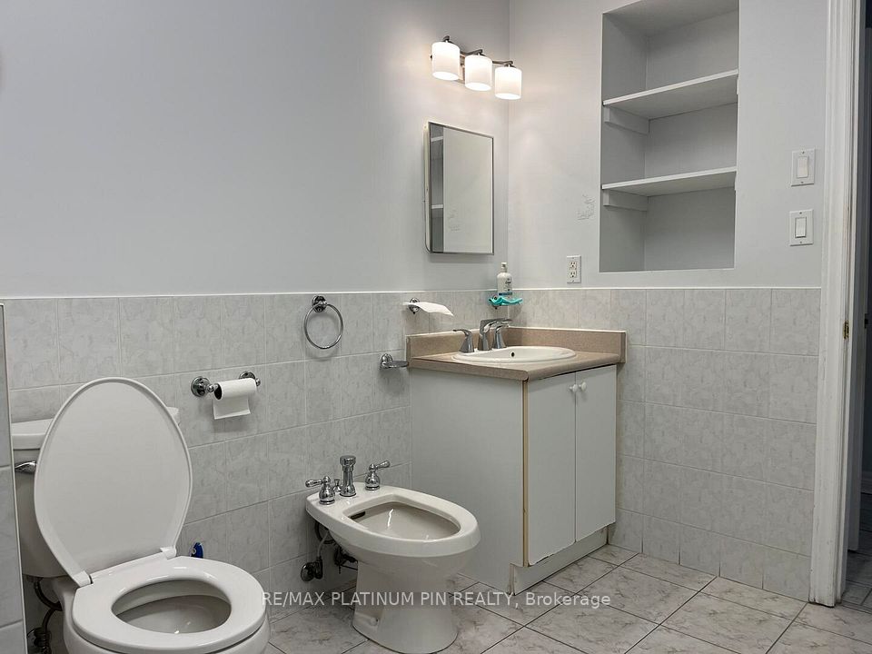 https://trreb-image.ampre.ca/nL7Kf05wwC4aUvmEJhk8DPU3Mn4NuHosOJdfLED1Vf4/rs:fit:960:960/wm:.5:so:0:50:.4/wmsh:10/wmt:PHNwYW4gZm9yZWdyb3VuZD0nd2hpdGUnIGZvbnQ9JzY4Jz5SRS9NQVggUExBVElOVU0gUElOIFJFQUxUWSwgQnJva2VyYWdlPC9zcGFuPg/L3RycmViL2xpc3RpbmdzLzQwLzgxLzI5LzUyL3AvYWMwOWE2ZTUtYjkyOC00NGE1LWFmNjktZTQyOGI1Yzc1OWE3LmpwZw.jpg