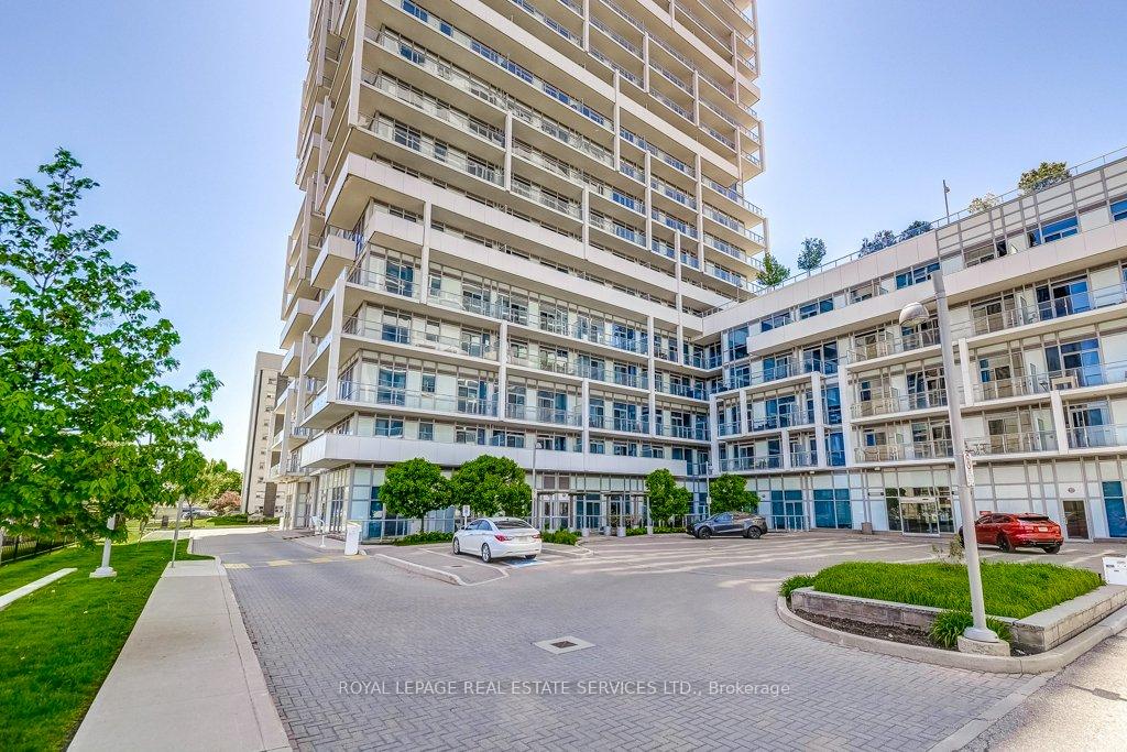 2 Bedrooms Condo at 55 Speers, Oakville For sale