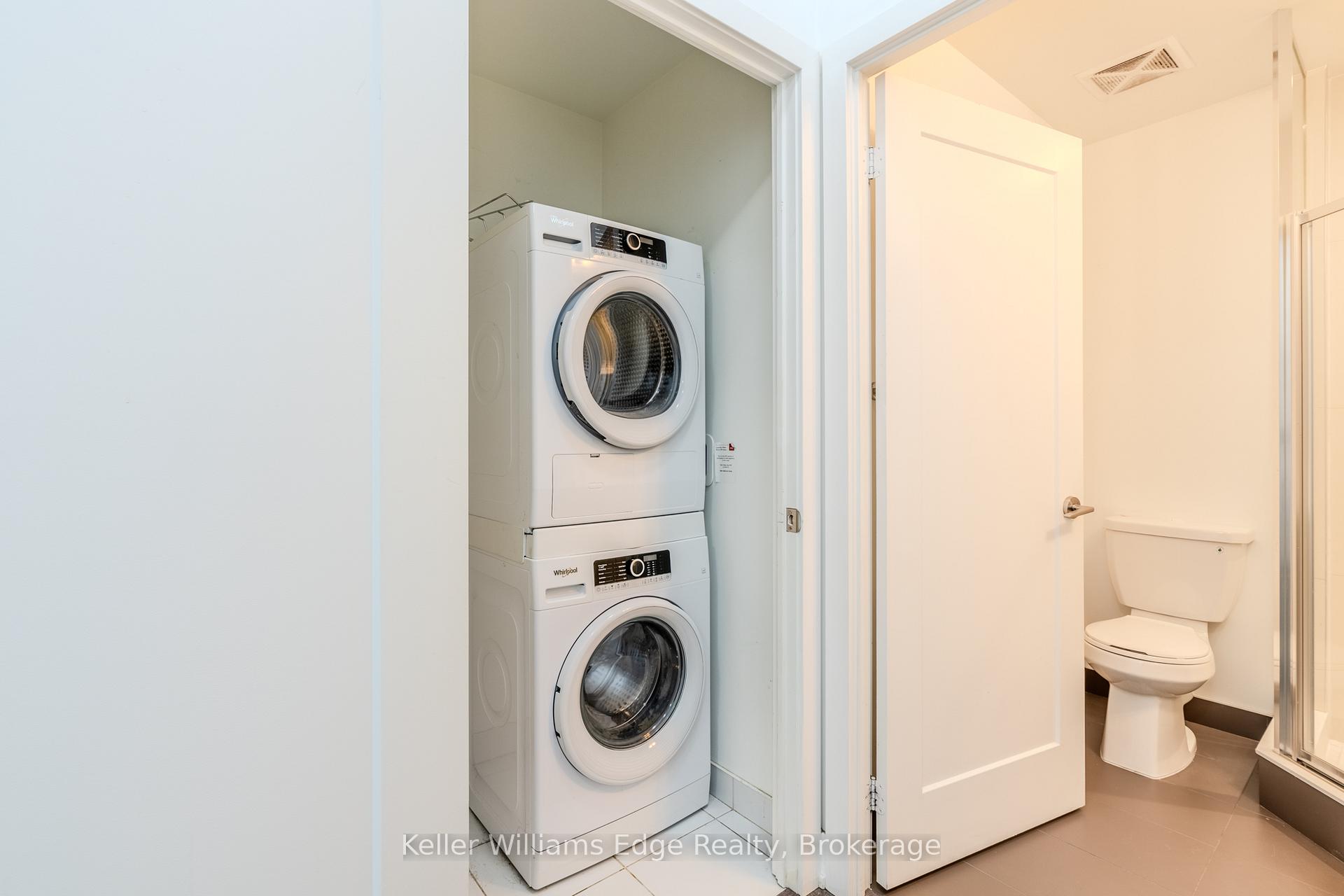2 Bedrooms Condo at 7 Mabelle,  Toronto For sale