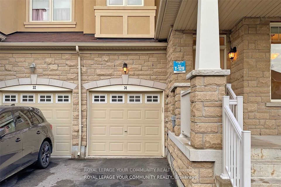 34 Thistle Avenue, Richmond Hill, ON L4E 0B8
