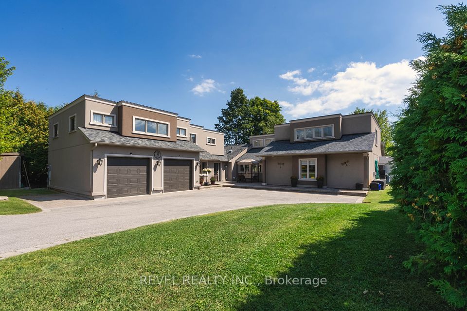 183 Lakeshore Road, Oro-Medonte, ON L0L 2E0