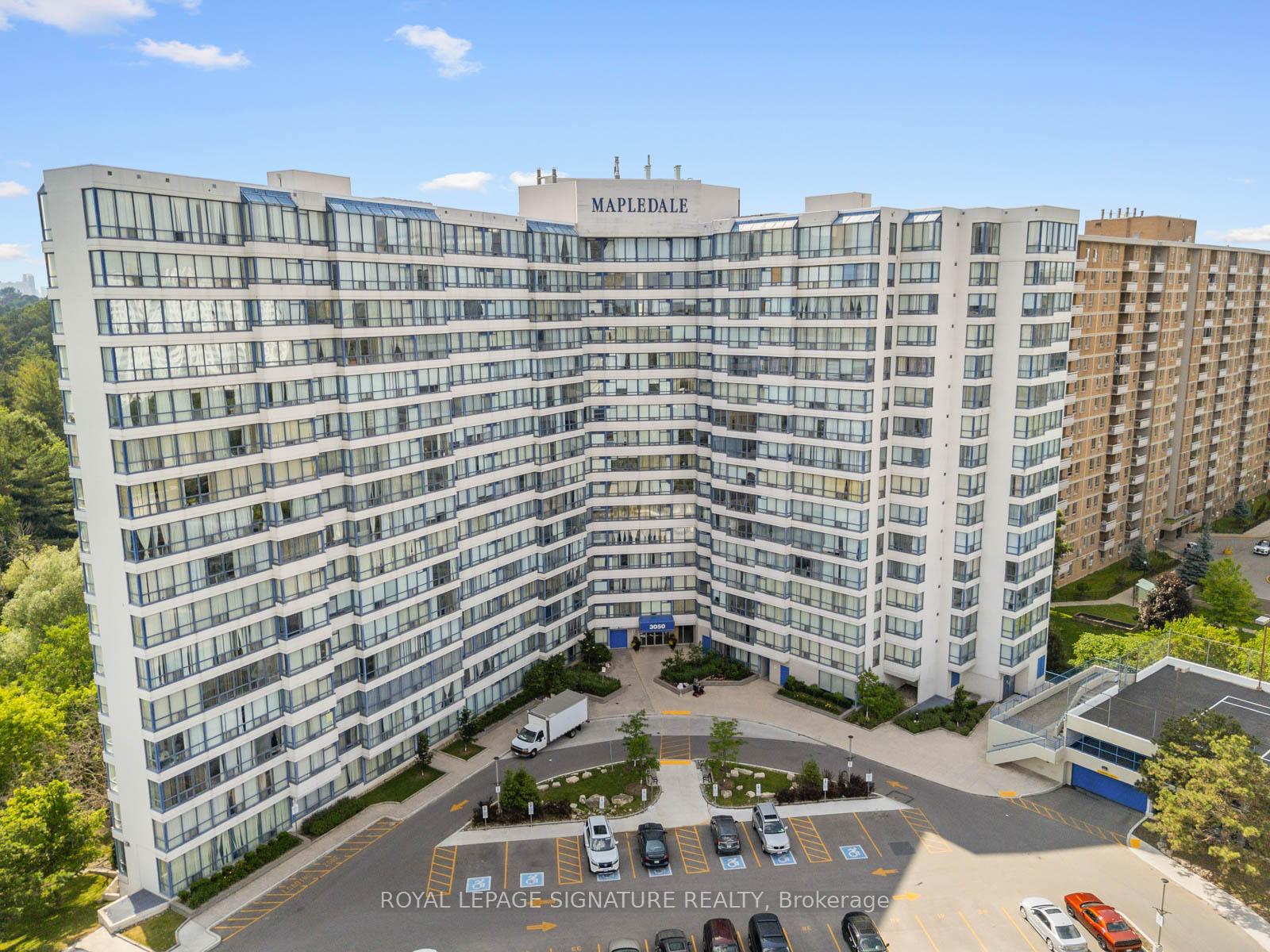 3 Bedrooms Condo at 3050 Ellesmere, Toronto For sale