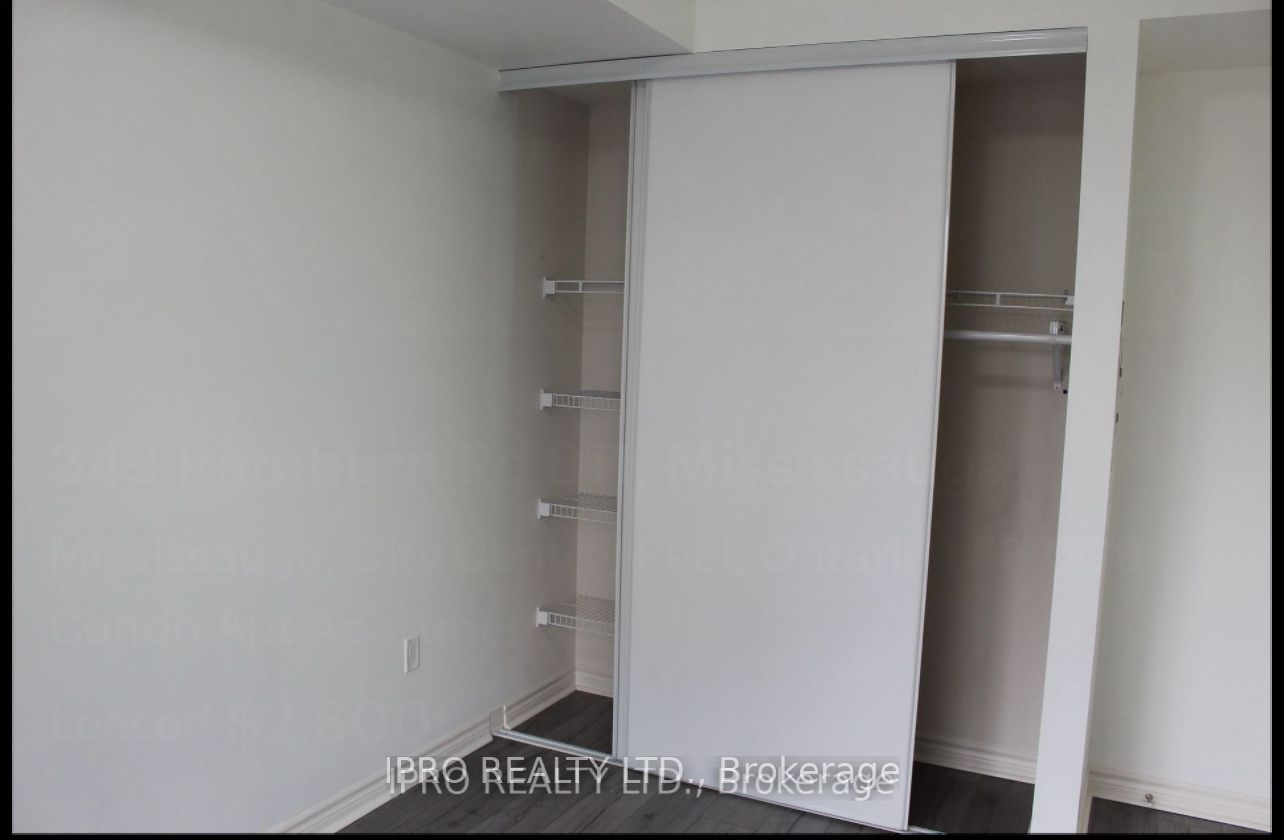 349 Rathburn Road, #611