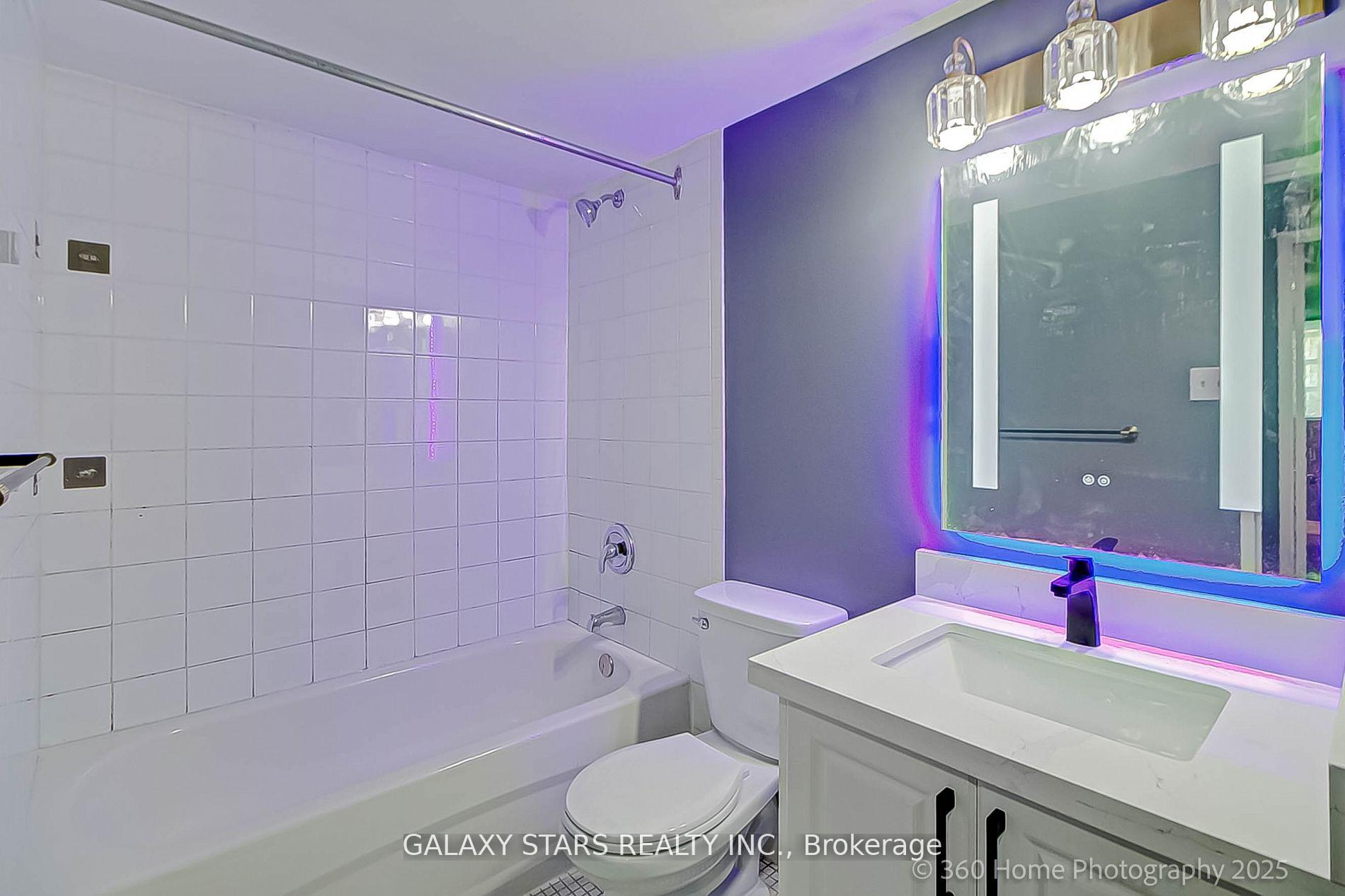 1 Bedroom Condo at 10 Tapscott,  Toronto For sale