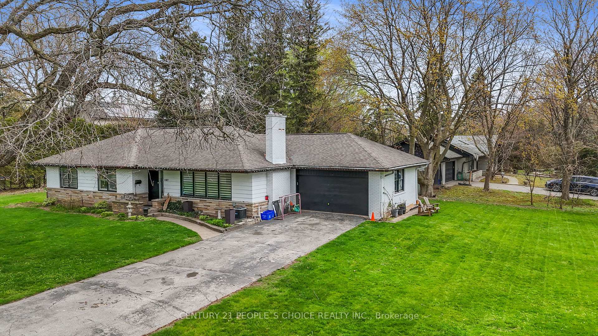 167 Blue Water Place, Burlington, ON L7L 2J3