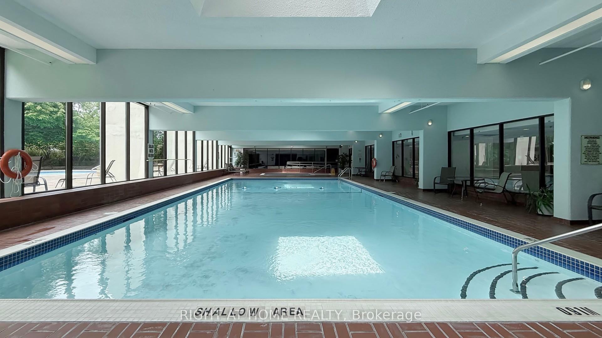 3 Bedrooms Condo at 75 Bamburgh, Toronto For sale