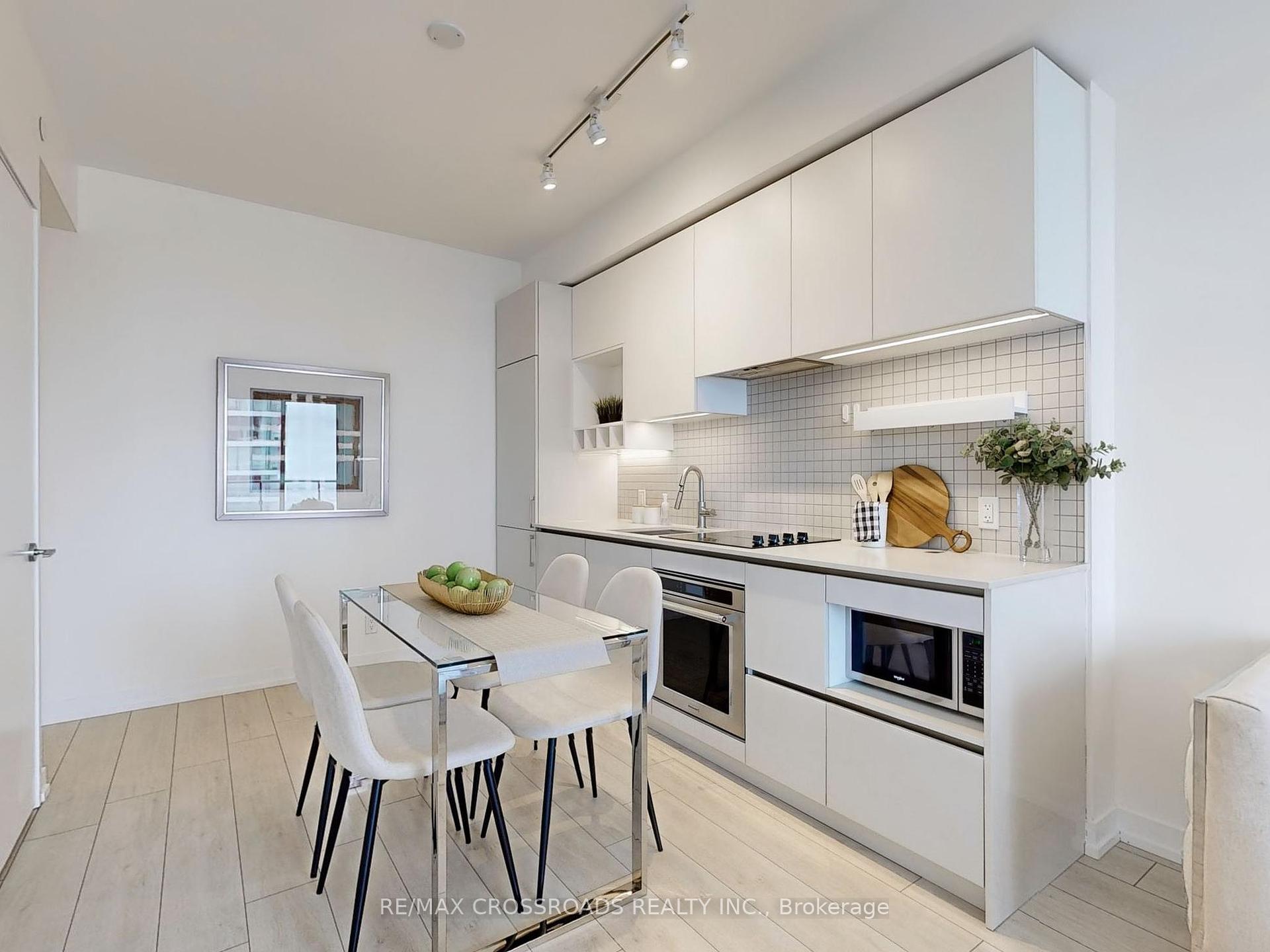 1 Bedroom Condo at 950 Portage, Vaughan For sale