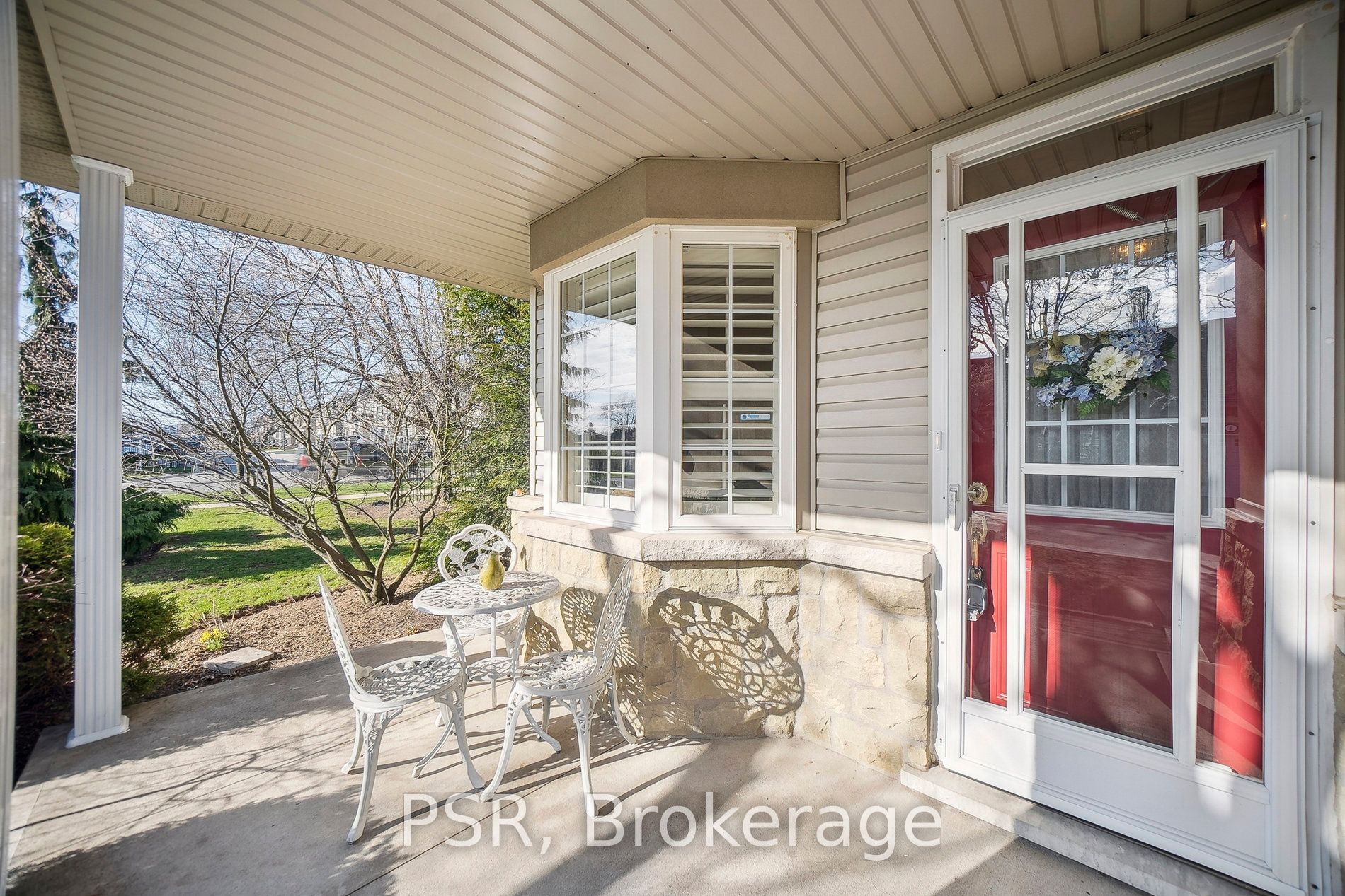 #2 - 212 Stonehenge Drive, Hamilton, ON L9K 1N4