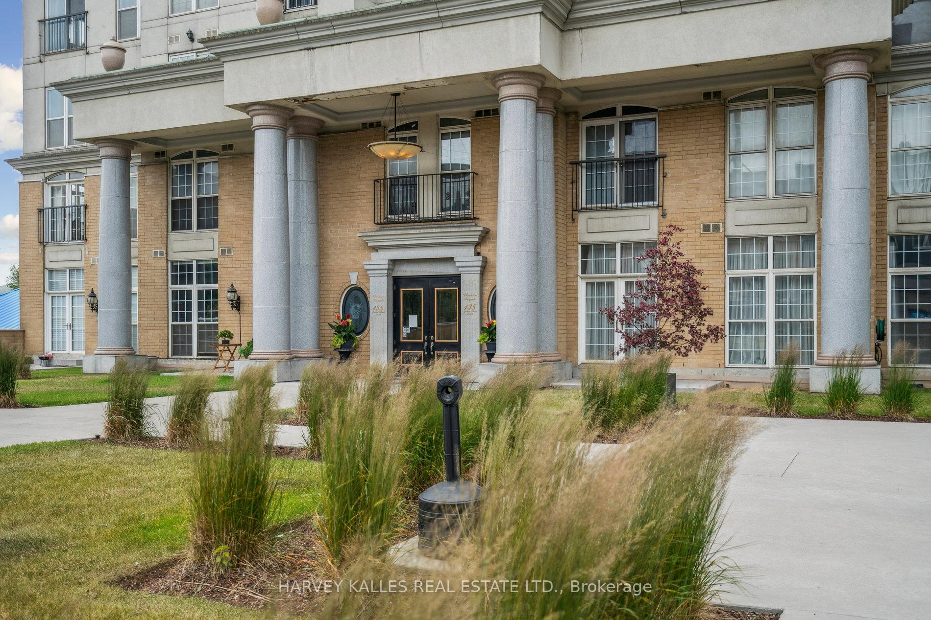 135 James Street S 414