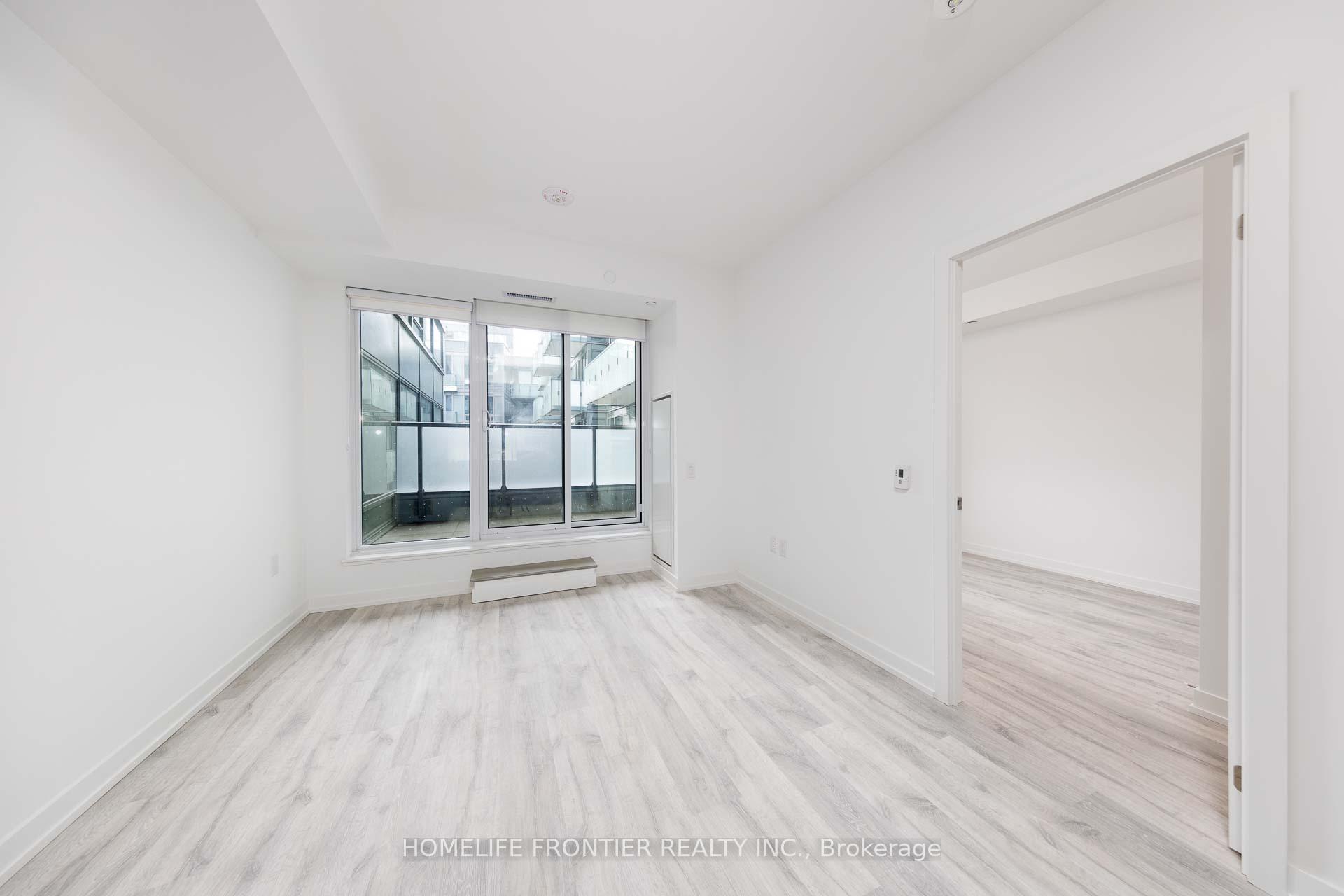 2 Bedrooms Condo at 8 Olympic Garden,  Toronto For sale