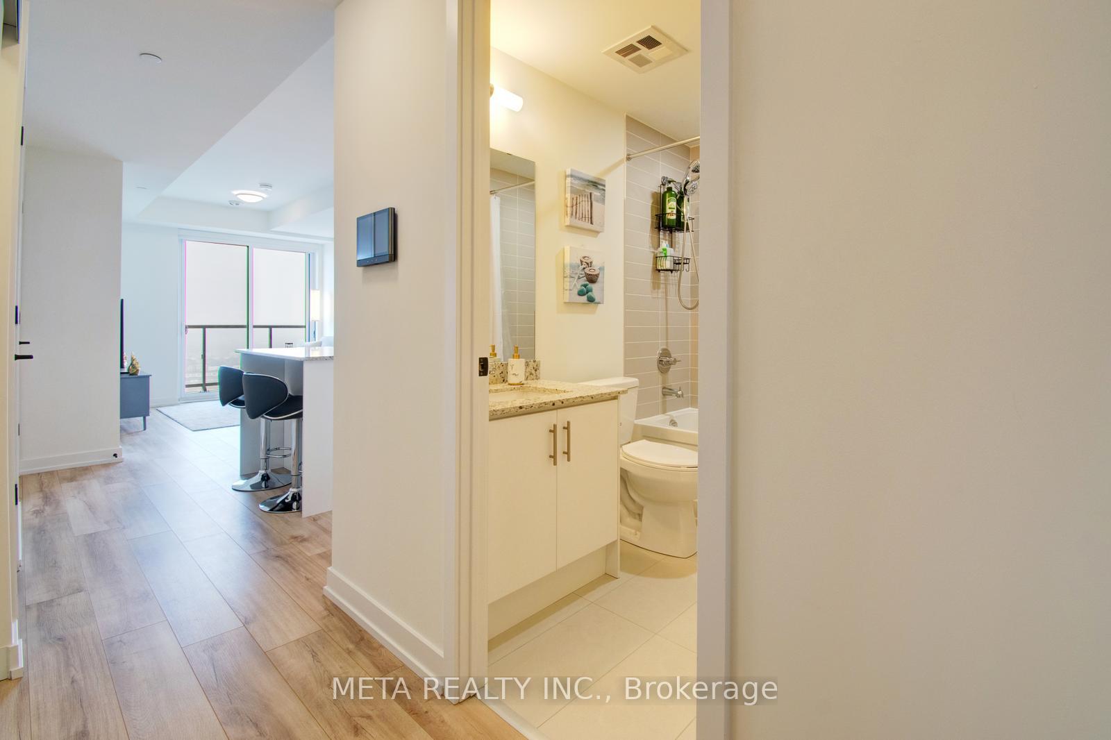 1 Bedroom Condo at 335 Wheat Boom, Oakville For sale