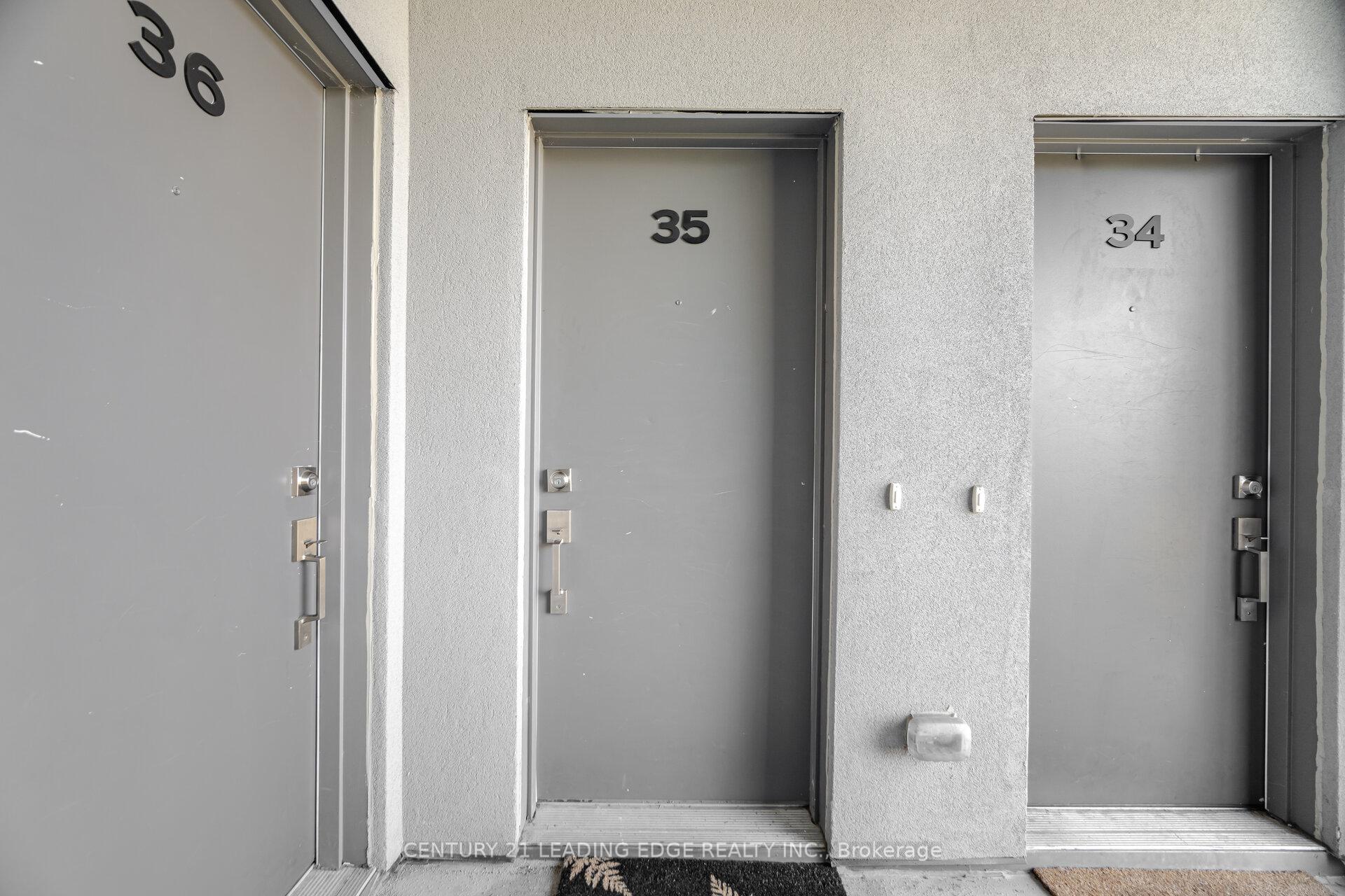 2 Bedrooms Condo at 650 Atwater, Mississauga For sale