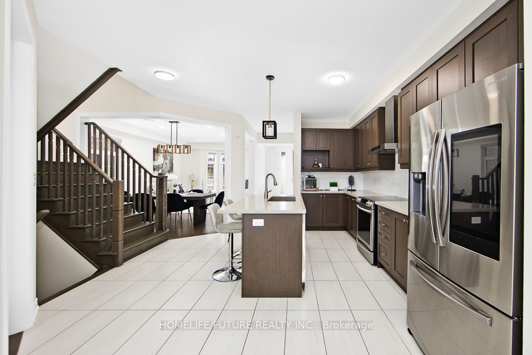 35 Gordon Landon Drive