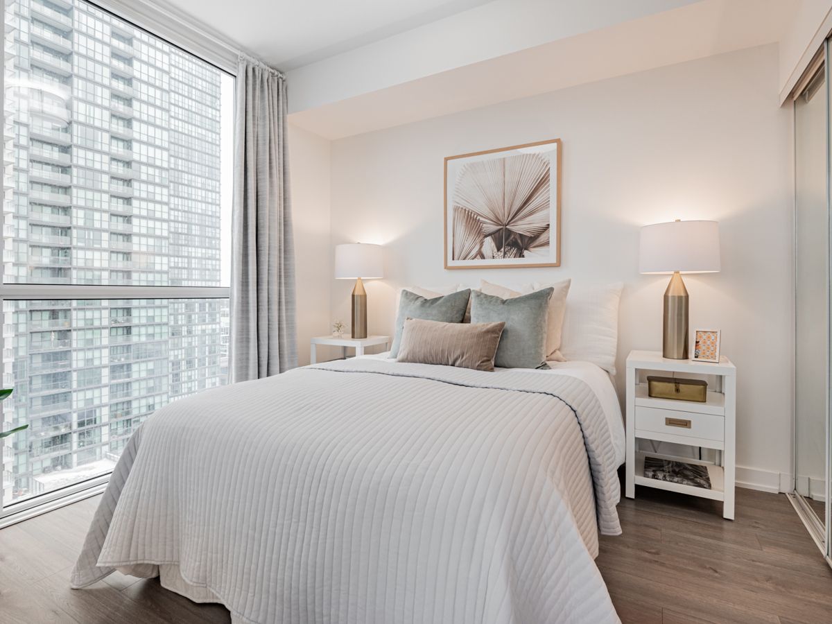 5180 Yonge Street 1107