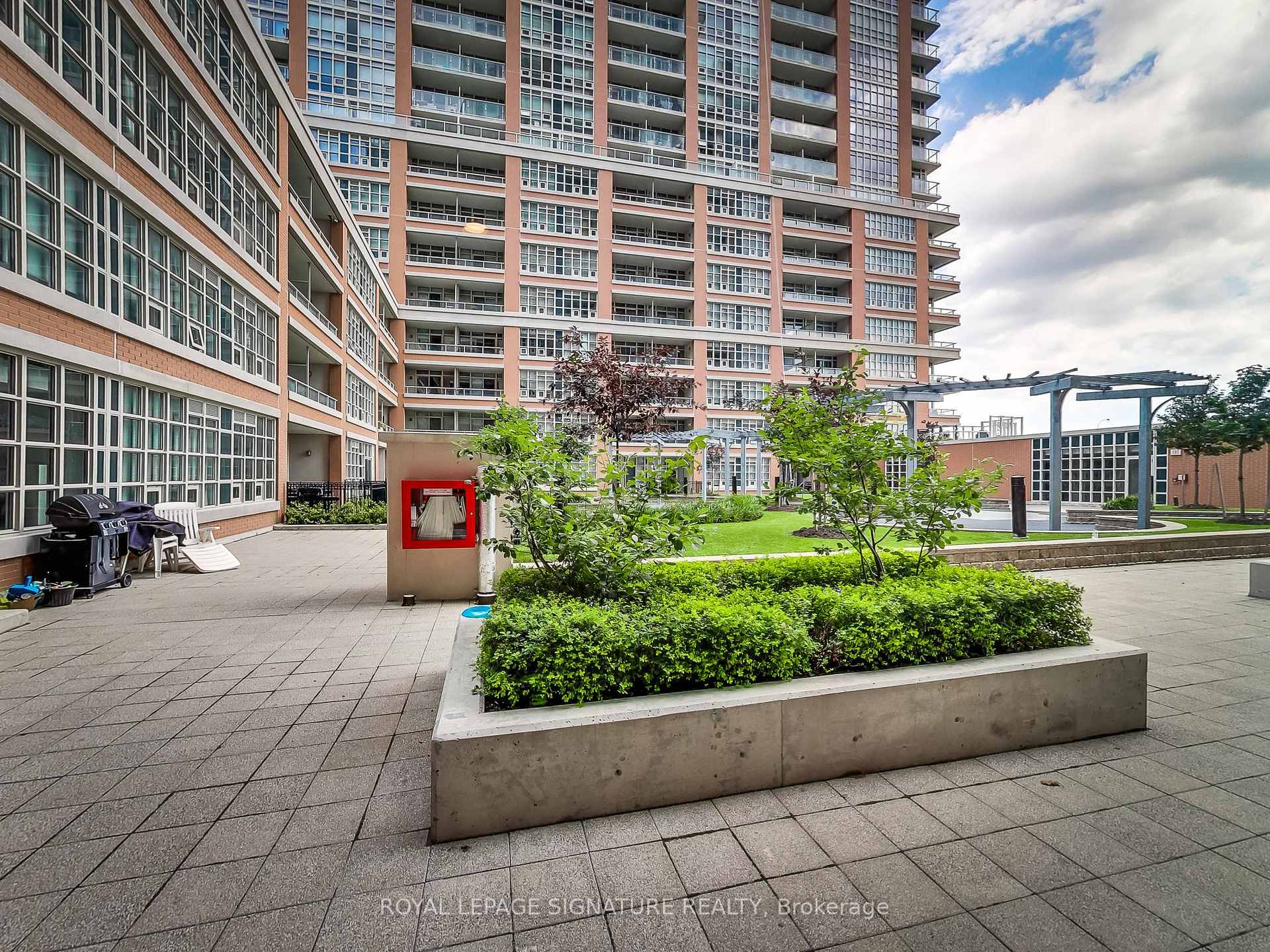 3 Bedrooms Condo at 75 East Liberty, Toronto For sale