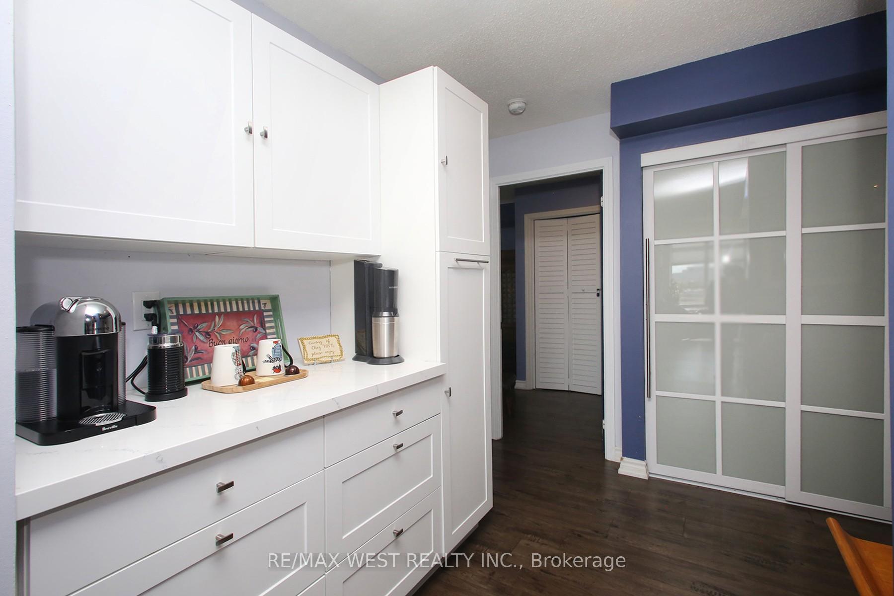 2 Bedrooms Condo at 650 Lawrence,  Toronto For sale