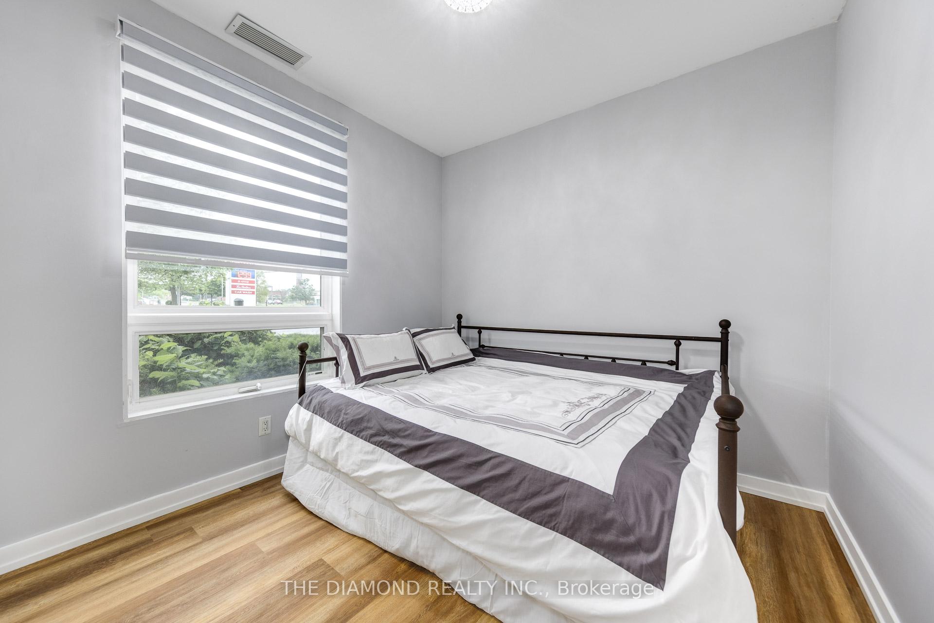 2 Bedrooms Condo at 3560 St Clair, Toronto For sale