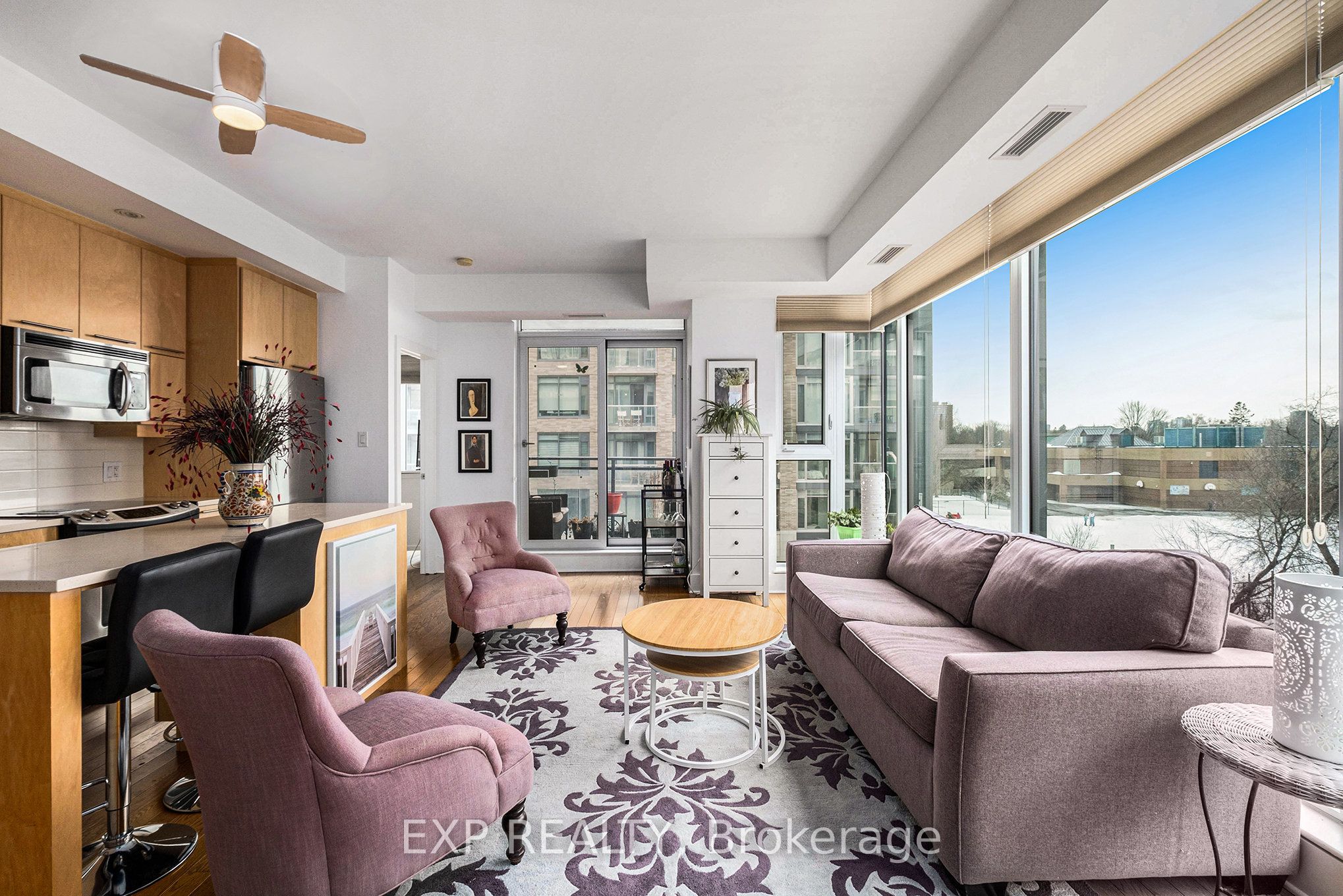 101 Richmond Road, #406