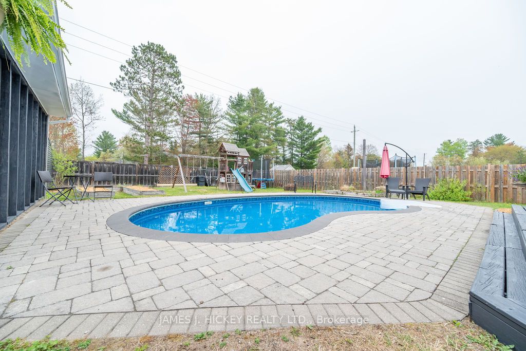 1010 Beatty Crescent