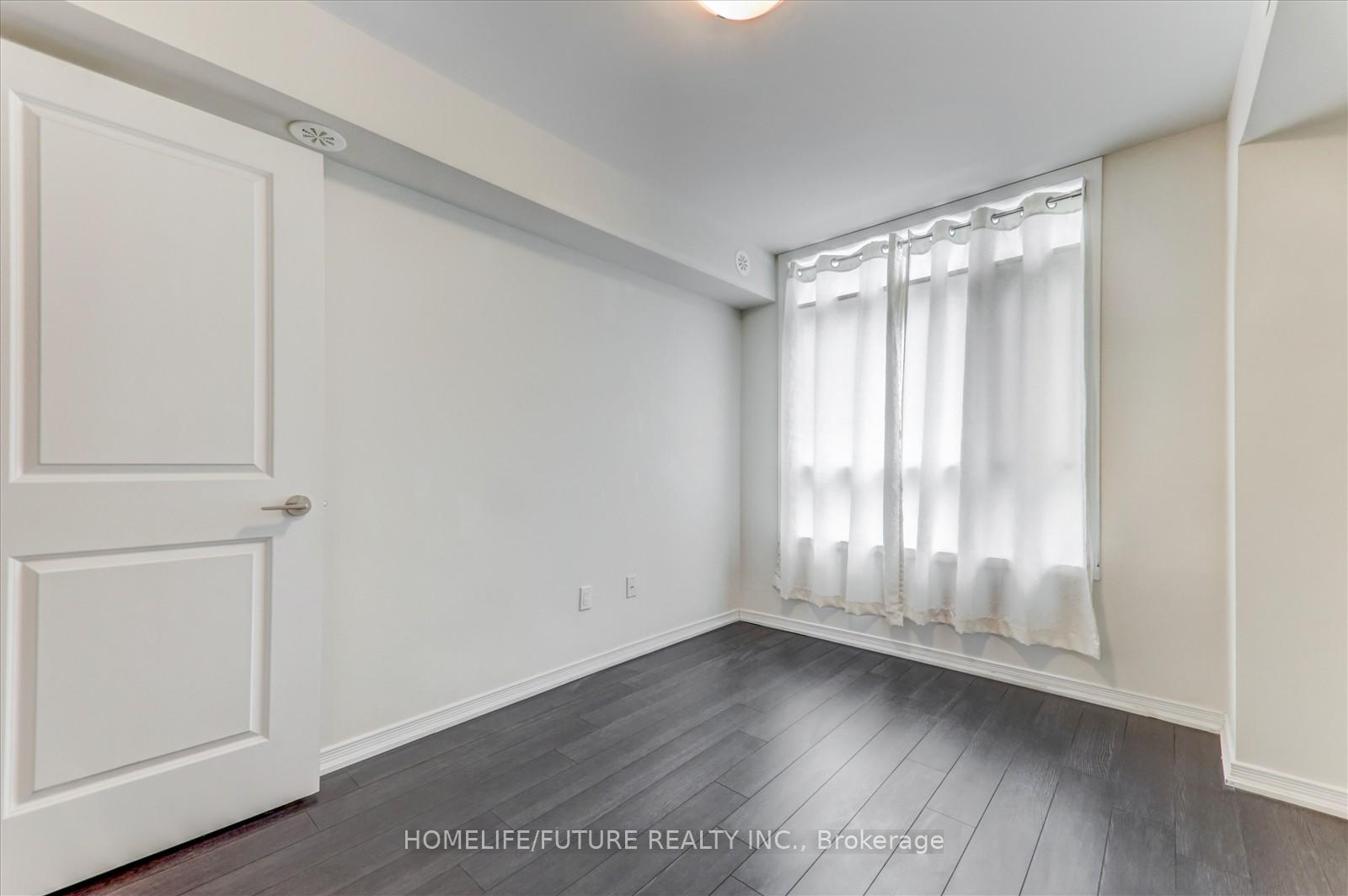 1 Bedroom Condo at 1070 Progress, Toronto For sale
