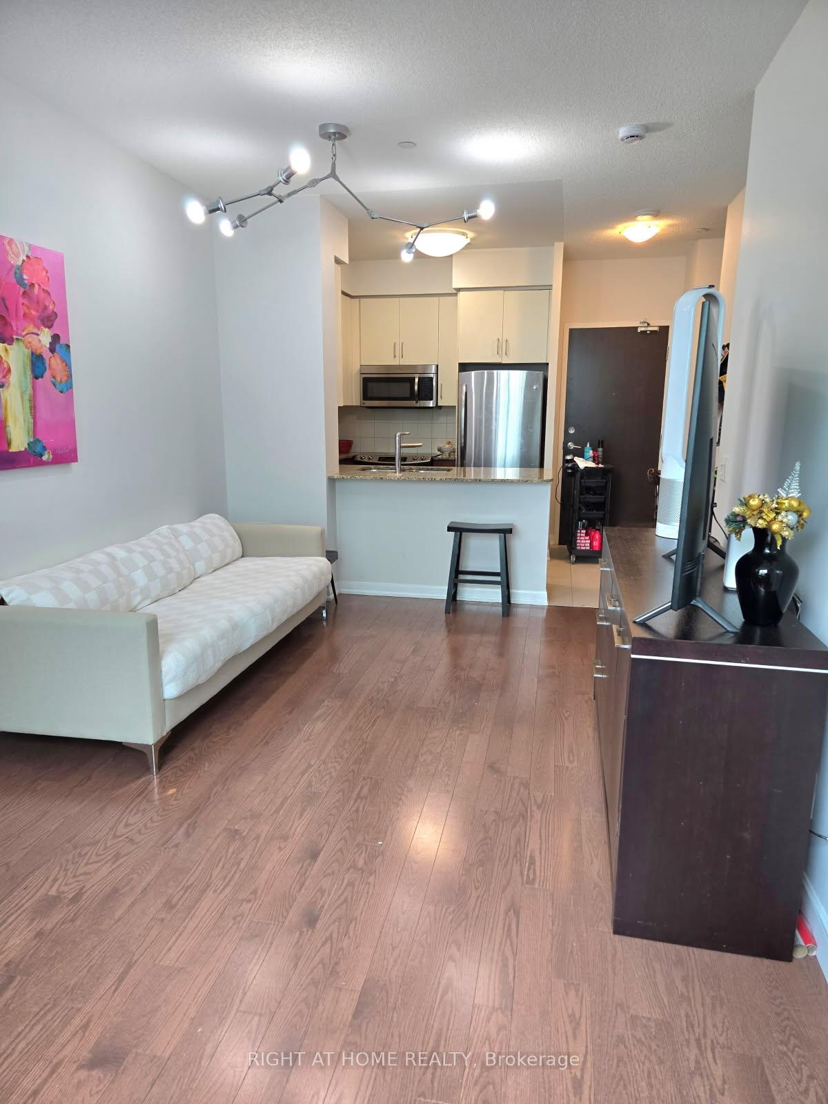 1 Bedroom Condo at 215 Sherway Gardens, Toronto For sale