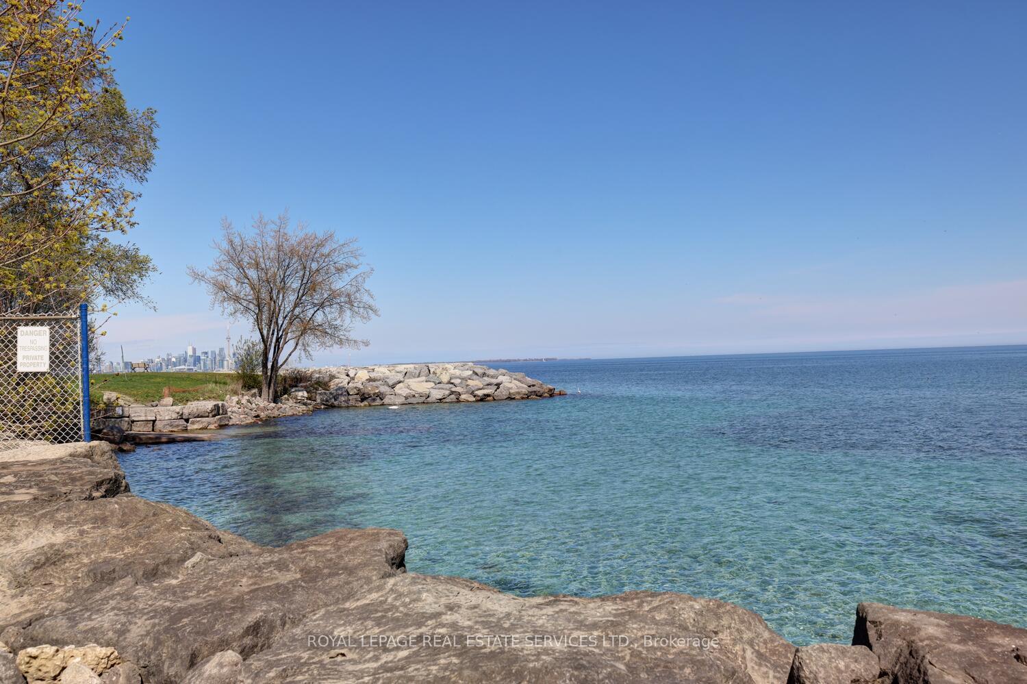 1 Bedroom Co-op at 41 Lake Shore, Toronto For sale