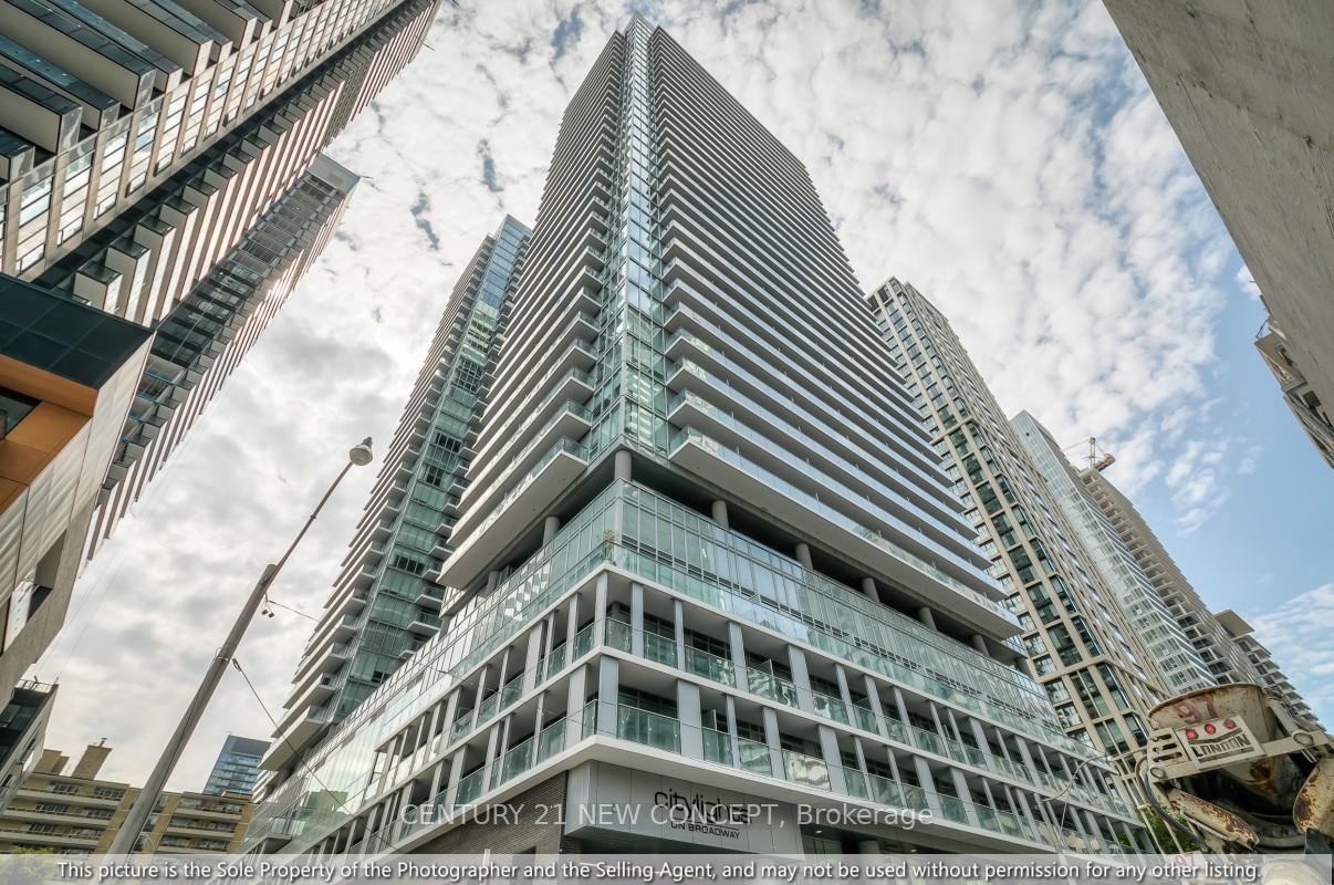 2 Bedrooms Condo at 99 Broadway, Toronto For sale