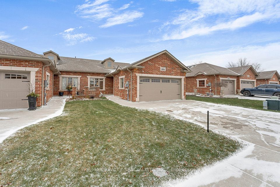 384 Boismier Avenue, LaSalle, ON N9J 0B8