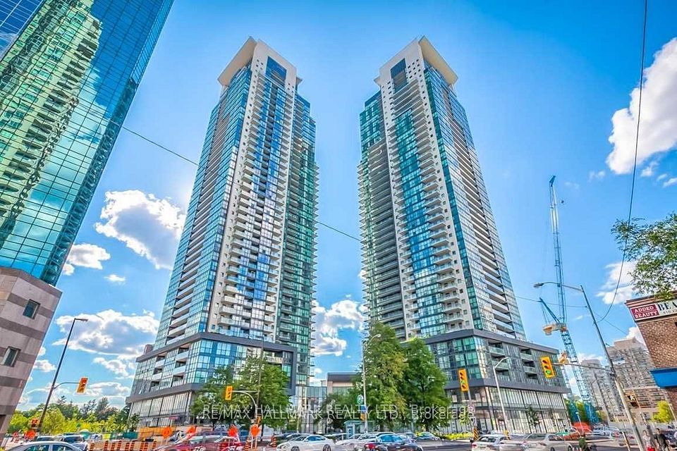 5162 Yonge