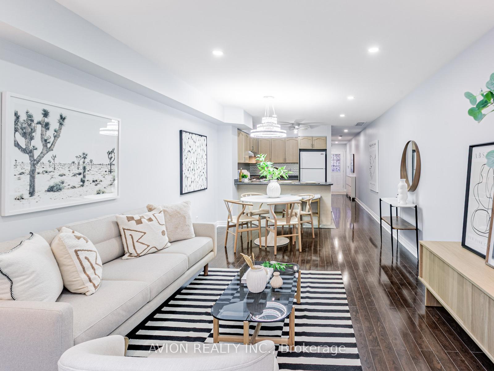 3 Bedrooms Condo at 45 Cedarcroft, Toronto For sale