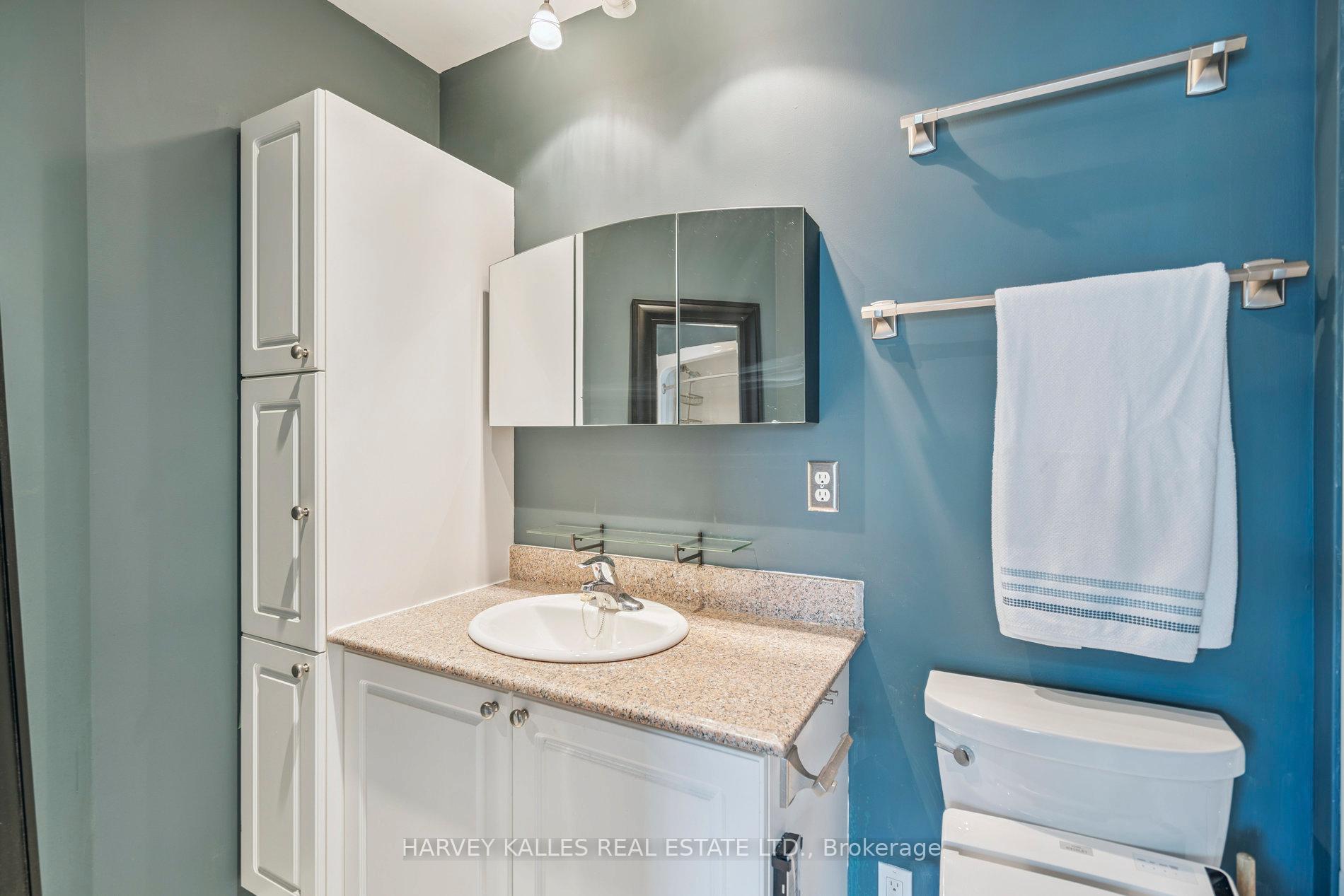 135 James Street S 414