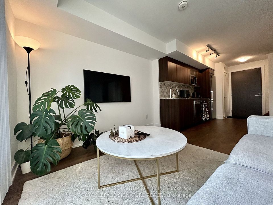 5 Mabelle Avenue