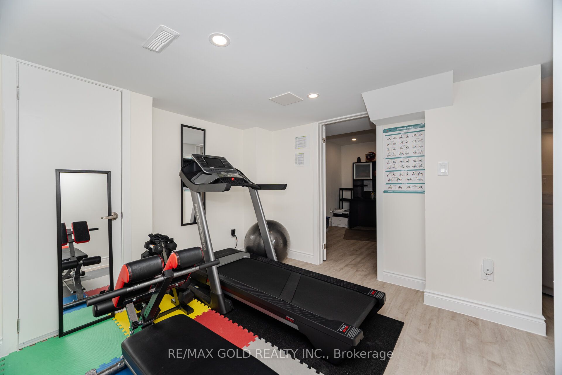 55 Royal Valley Drive