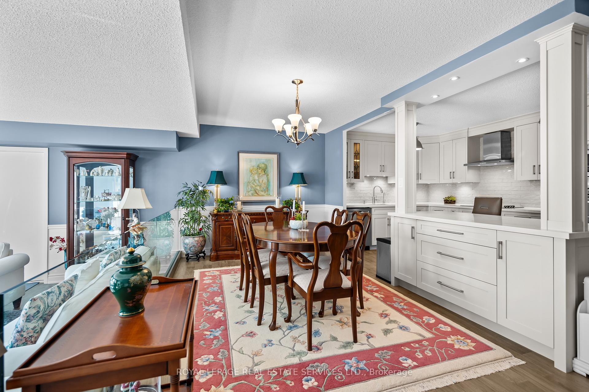 2 Bedrooms Condo at 2185 Marine,  Oakville For sale