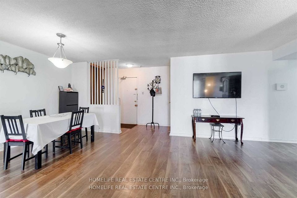 https://trreb-image.ampre.ca/nTSfl63v1setOuqX9E-MAzAxOx8x0zCxe5ZyX45LfyQ/rs:fit:960:960/wm:.5:so:0:50:.4/wmsh:10/wmt:PHNwYW4gZm9yZWdyb3VuZD0nd2hpdGUnIGZvbnQ9JzY4Jz5IT01FTElGRSBSRUFMIEVTVEFURSBDRU5UUkUgSU5DLiwgQnJva2VyYWdlPC9zcGFuPg/L3RycmViL2xpc3RpbmdzLzQwLzY3LzQ2LzY3L3AvODkzMDdjMzEtYWMxYi00NTI4LWI5MDctOGE3MWRlYzYzNjA3LmpwZw.jpg