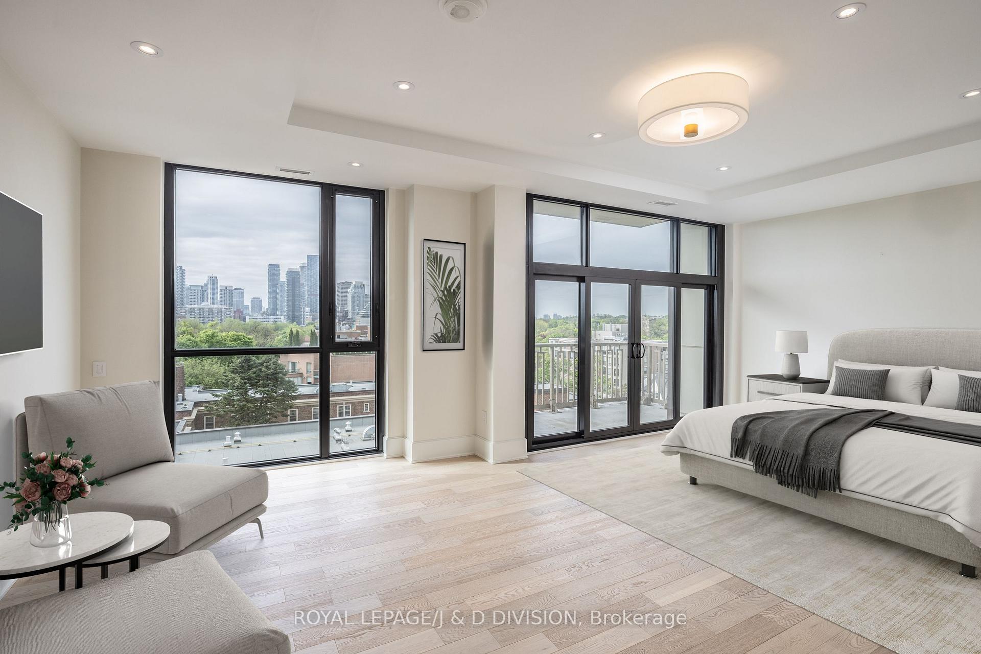 3 Bedrooms Condo at 1 Strathgowan, Toronto For sale