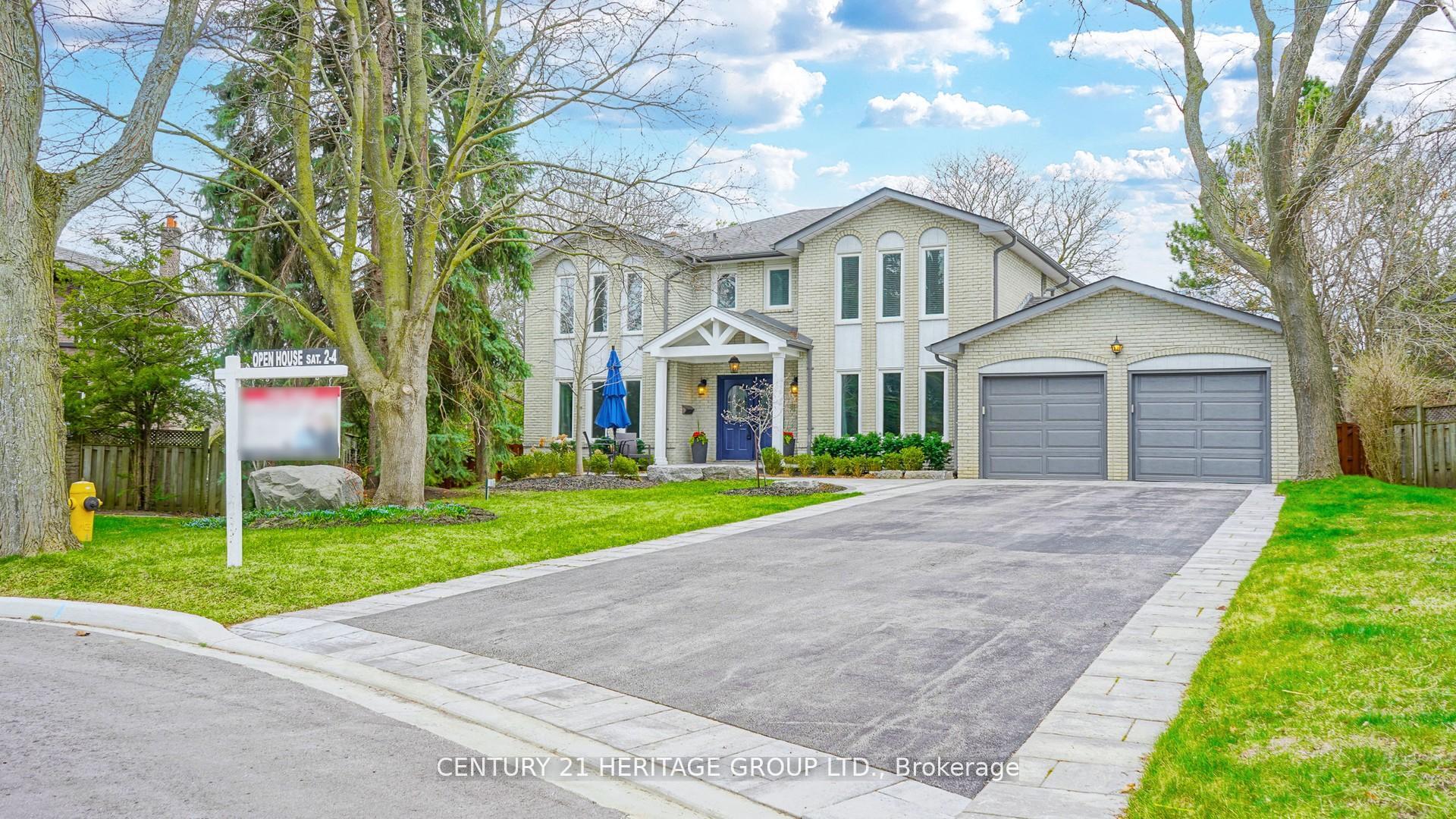 12 Cedar Forest Court, Markham, ON L3T 2A4