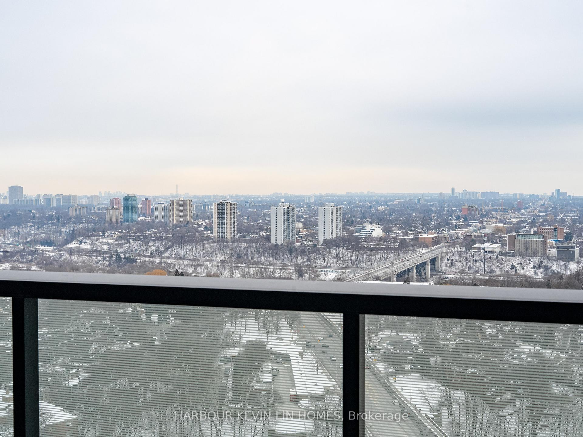 2 Bedrooms Condo at 575 Bloor, Toronto For sale